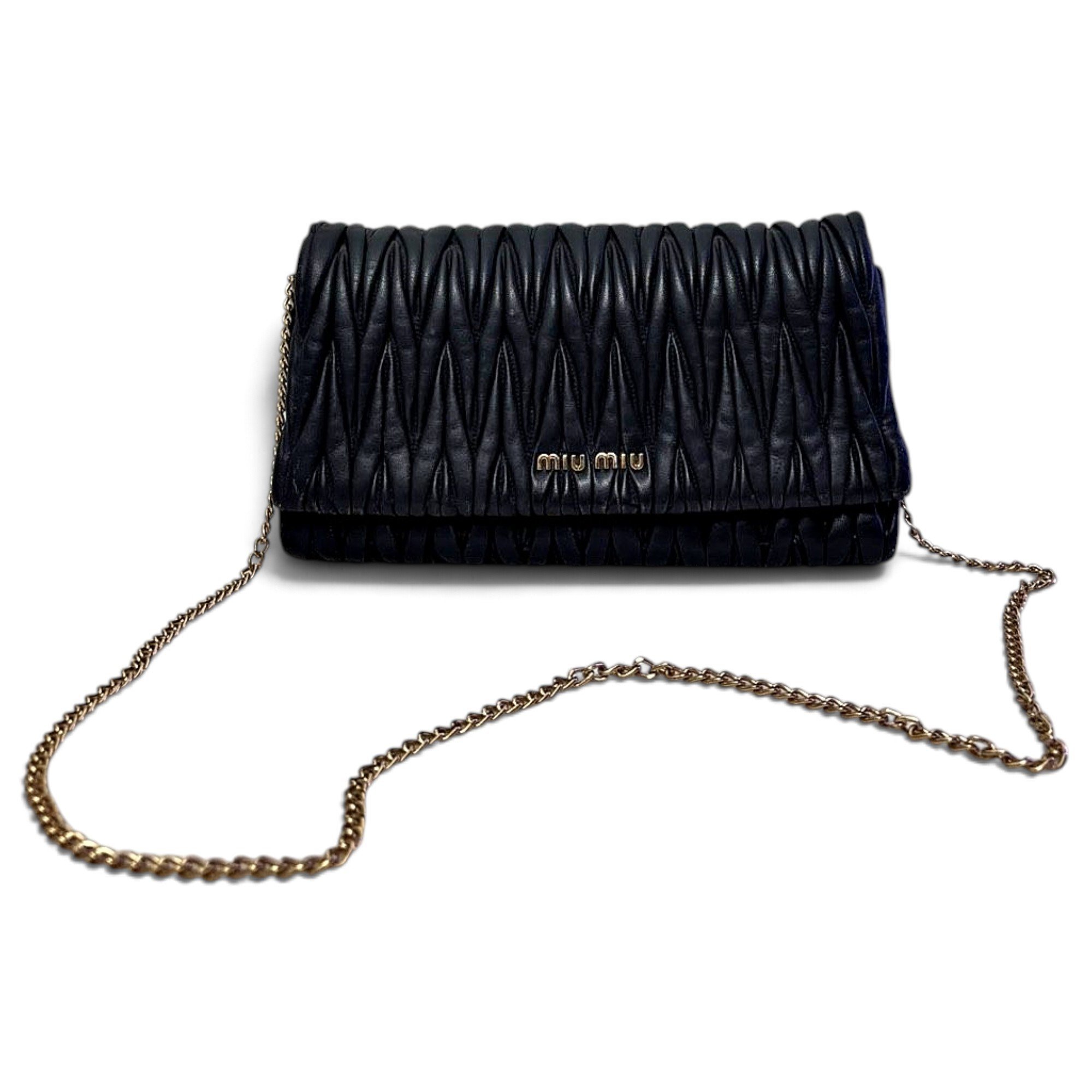 Matelassé leather crossbody bag