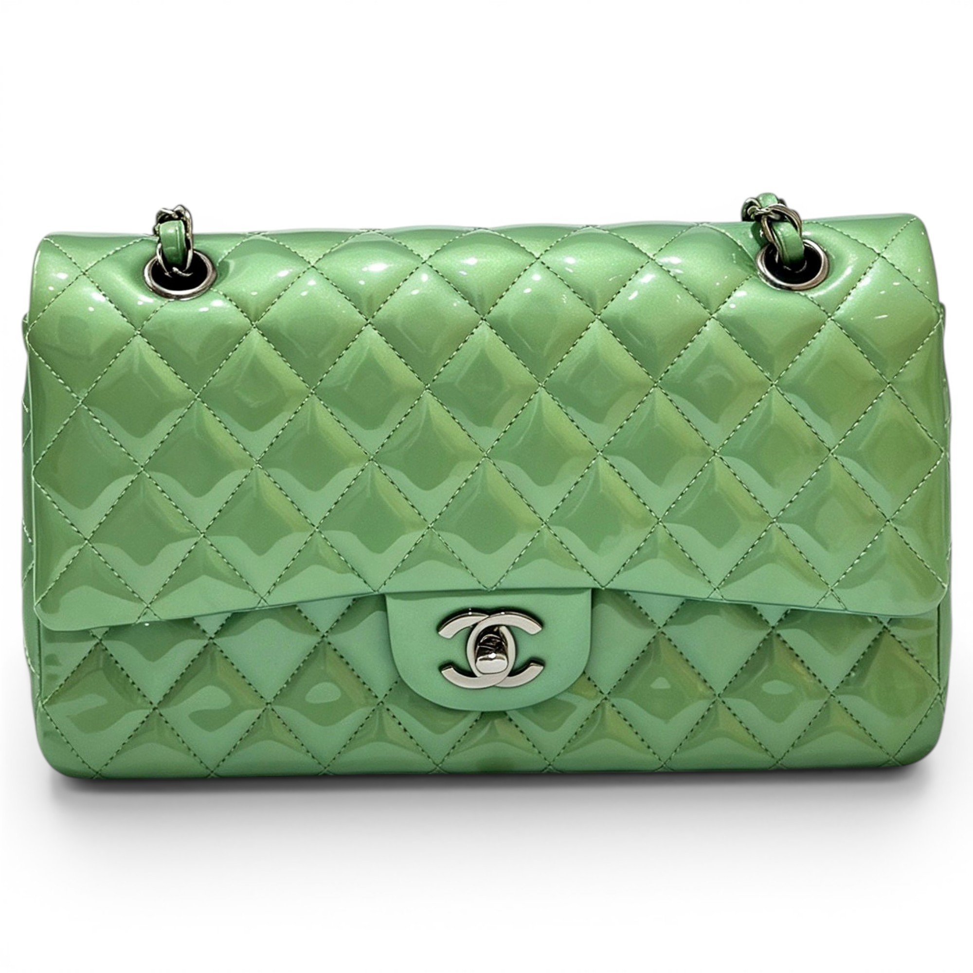 Timeless/Classique patent leather handbag