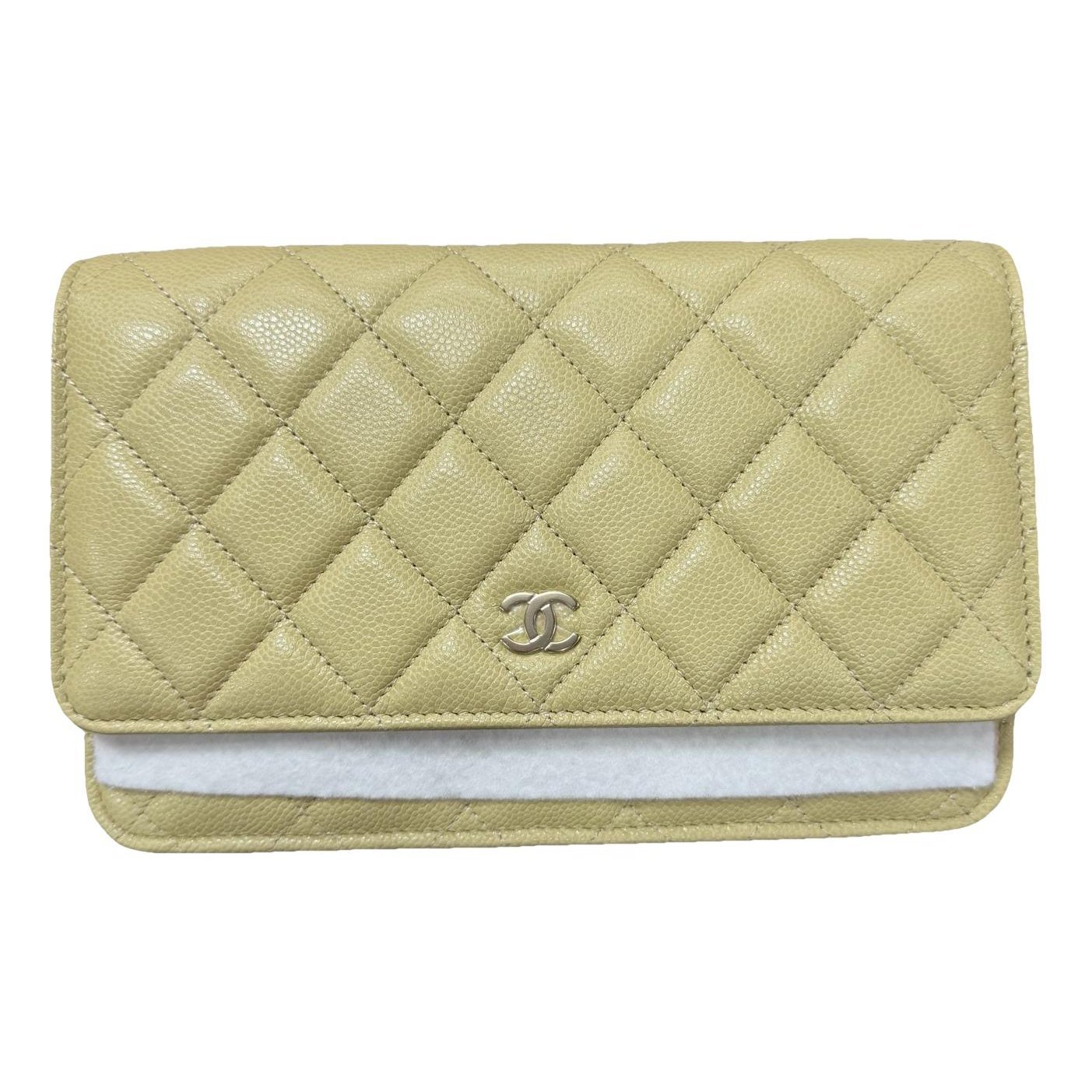 Wallet On Chain Timeless/Classique leather crossbody bag