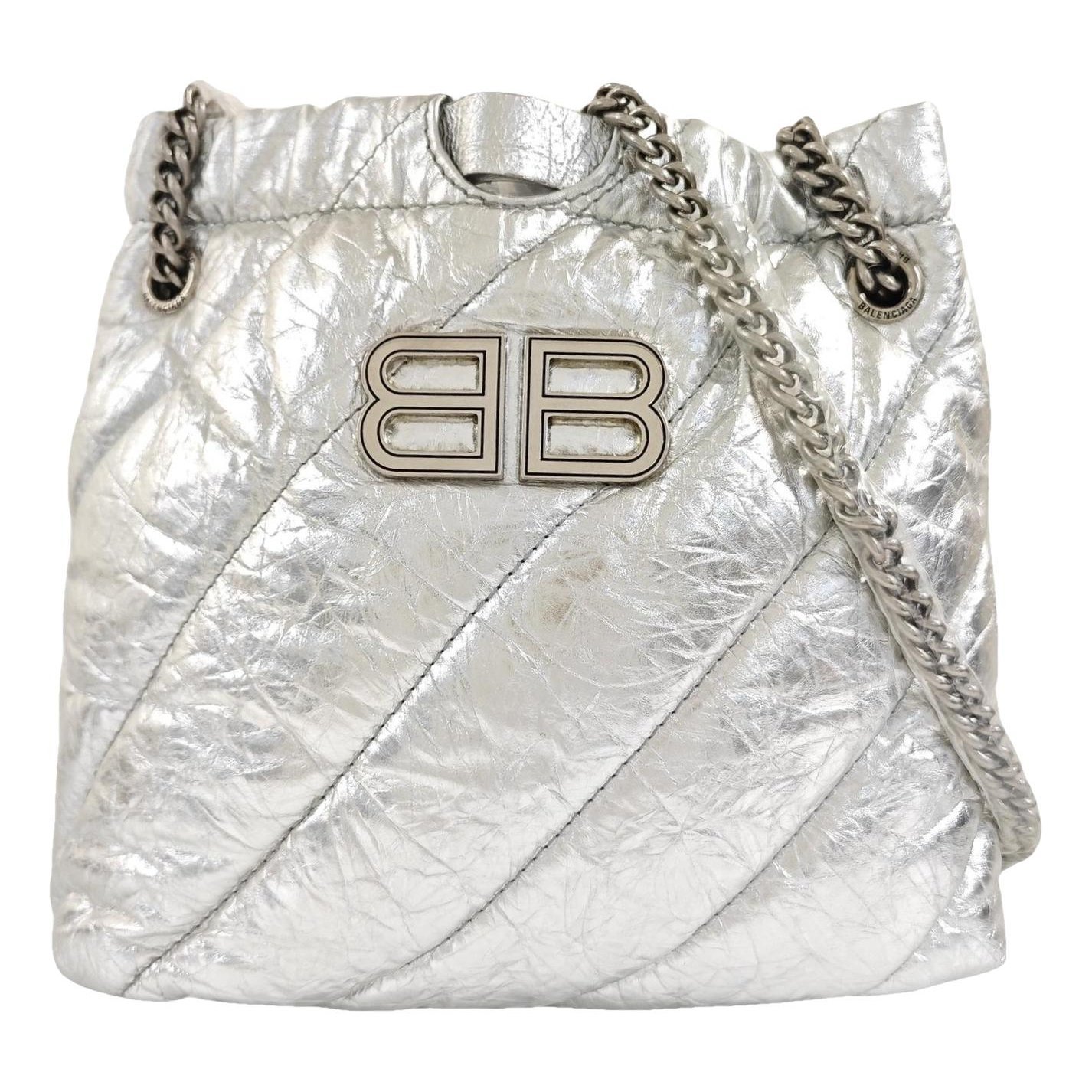 Crush leather handbag