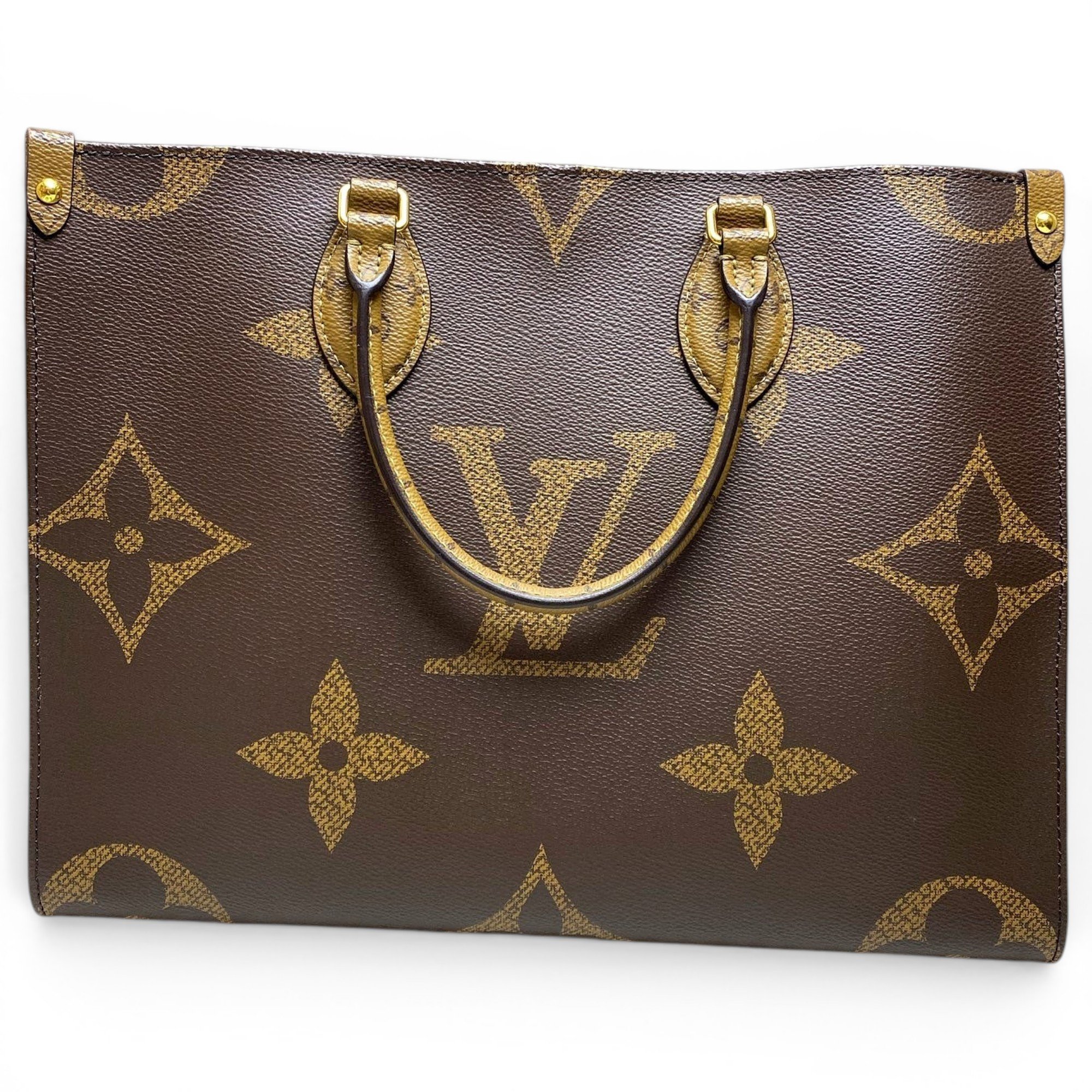 Onthego leather handbag