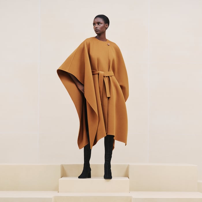 Marron Caramel Cashmere Opera Cape