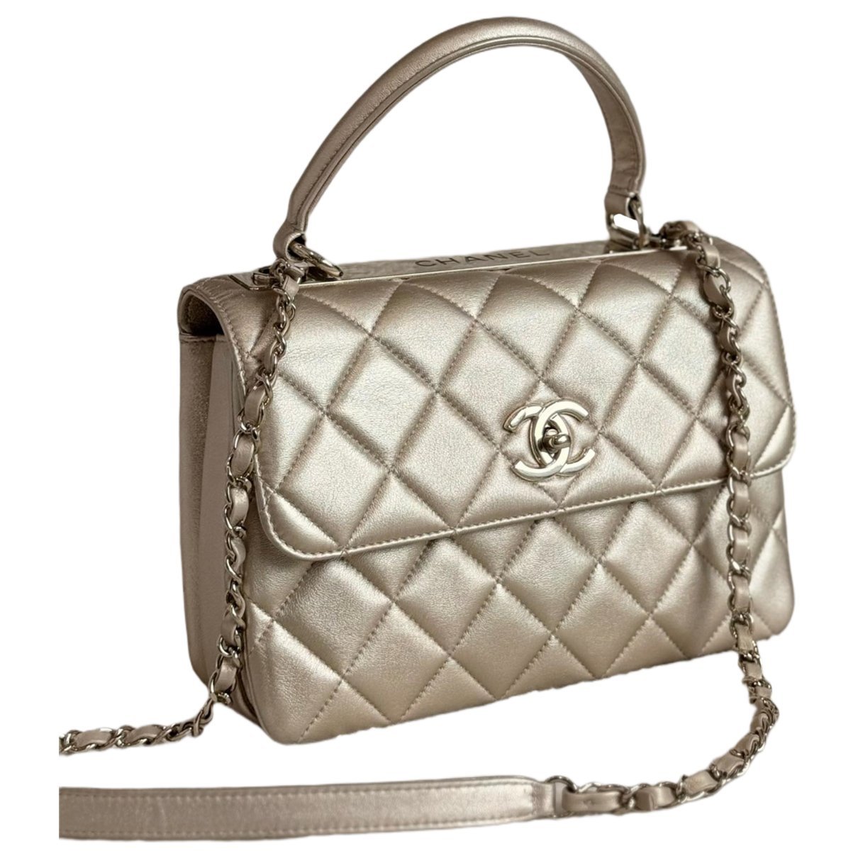 Trendy CC Flap leather handbag