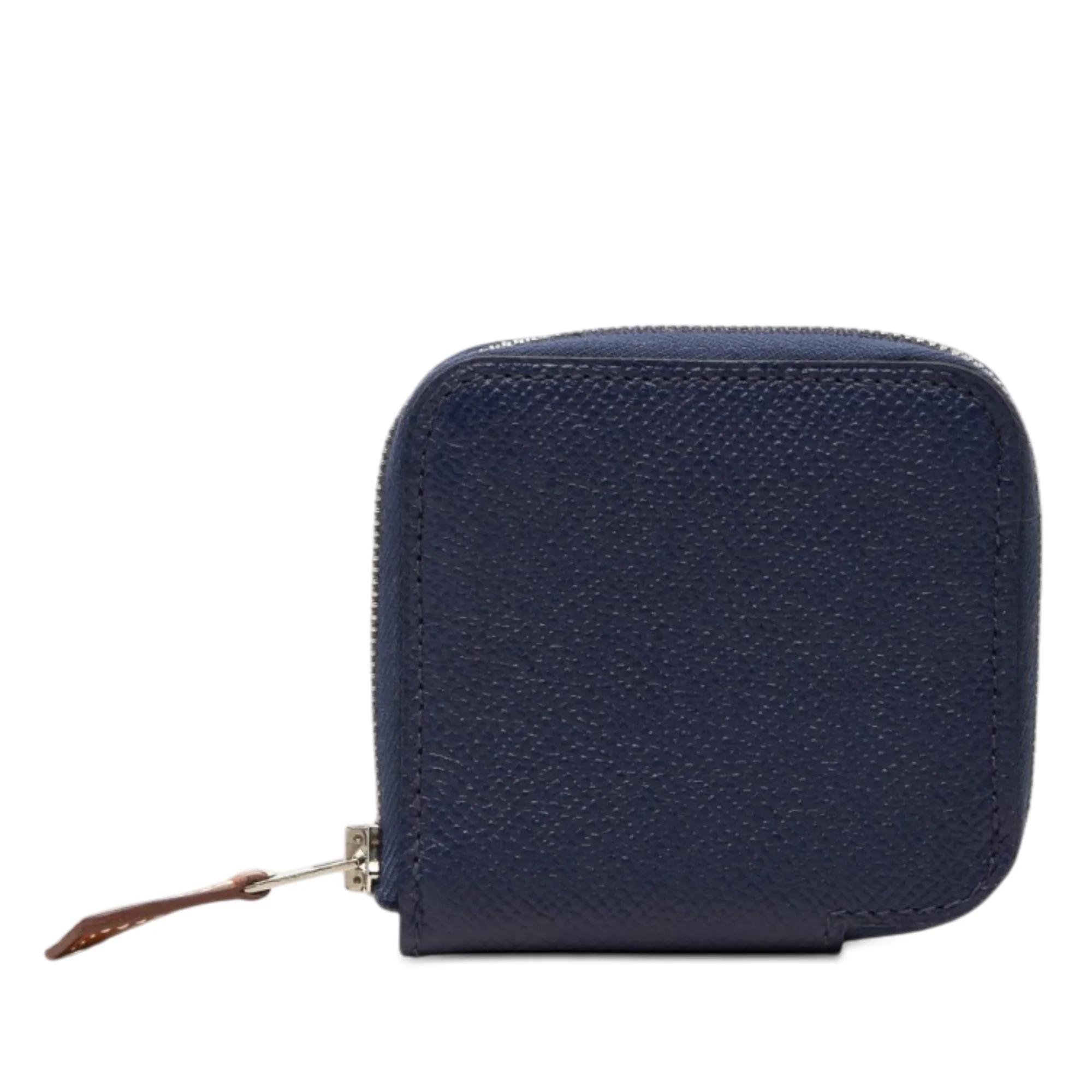 H leather handbag