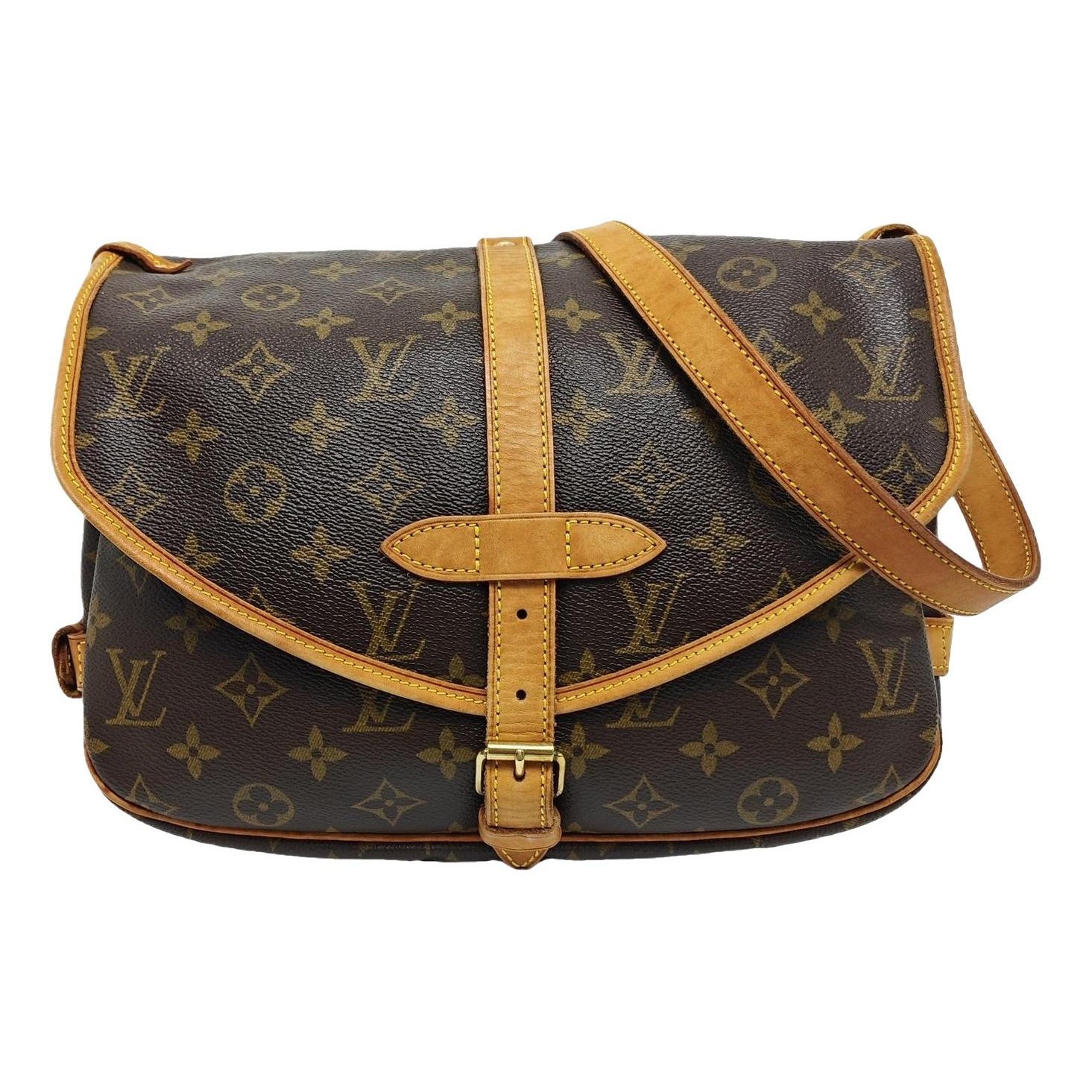 Saumur leather handbag