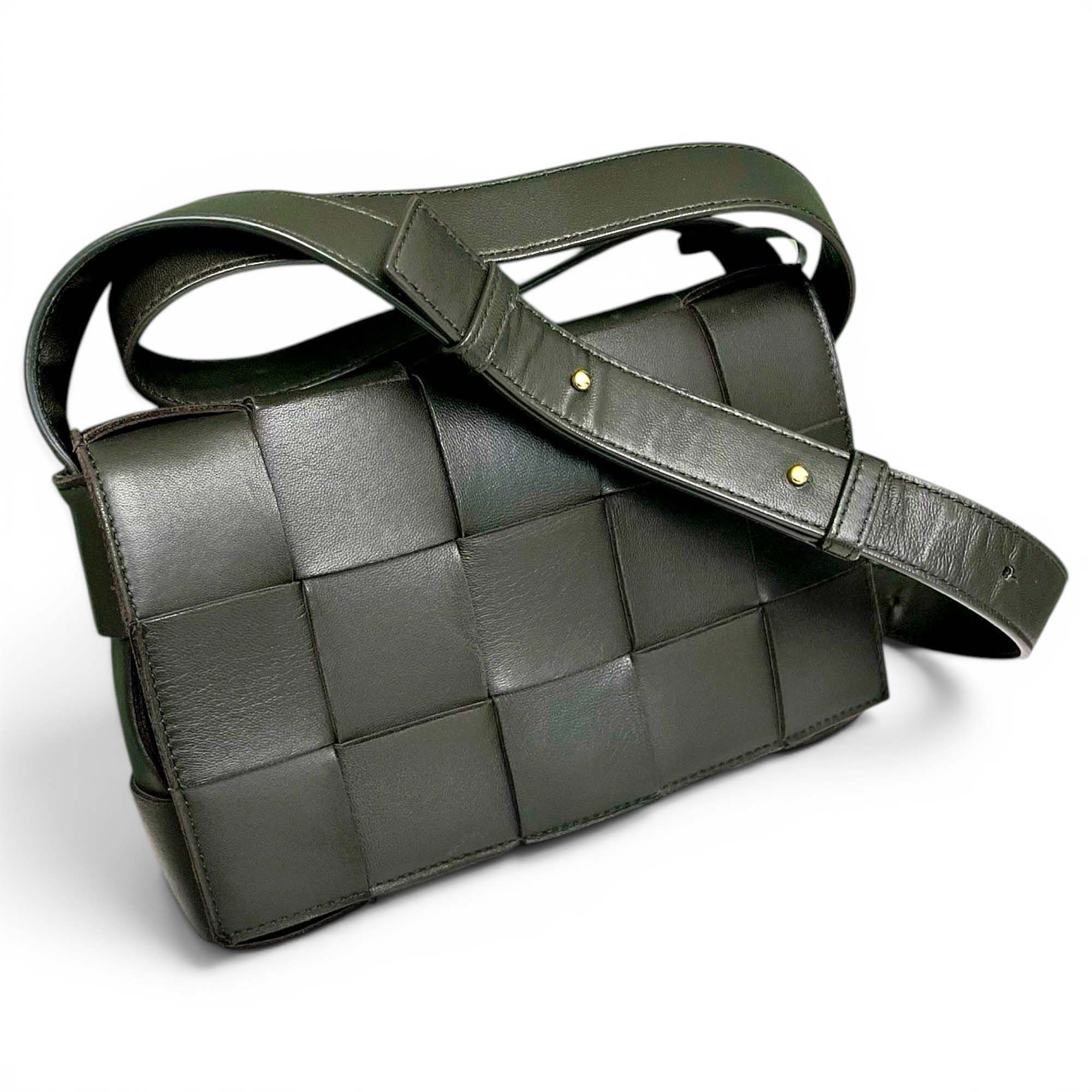 Cassette leather crossbody bag