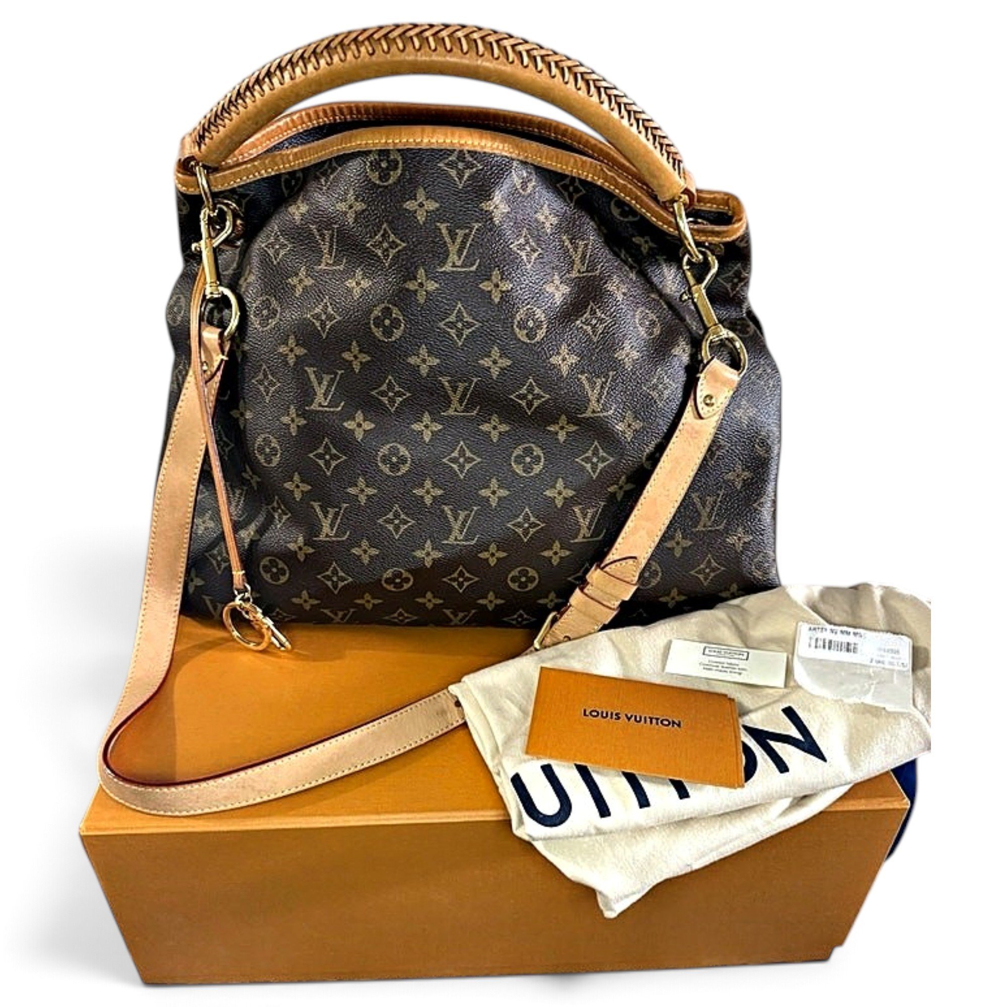 Louis Vuitton Artsy leather handbag