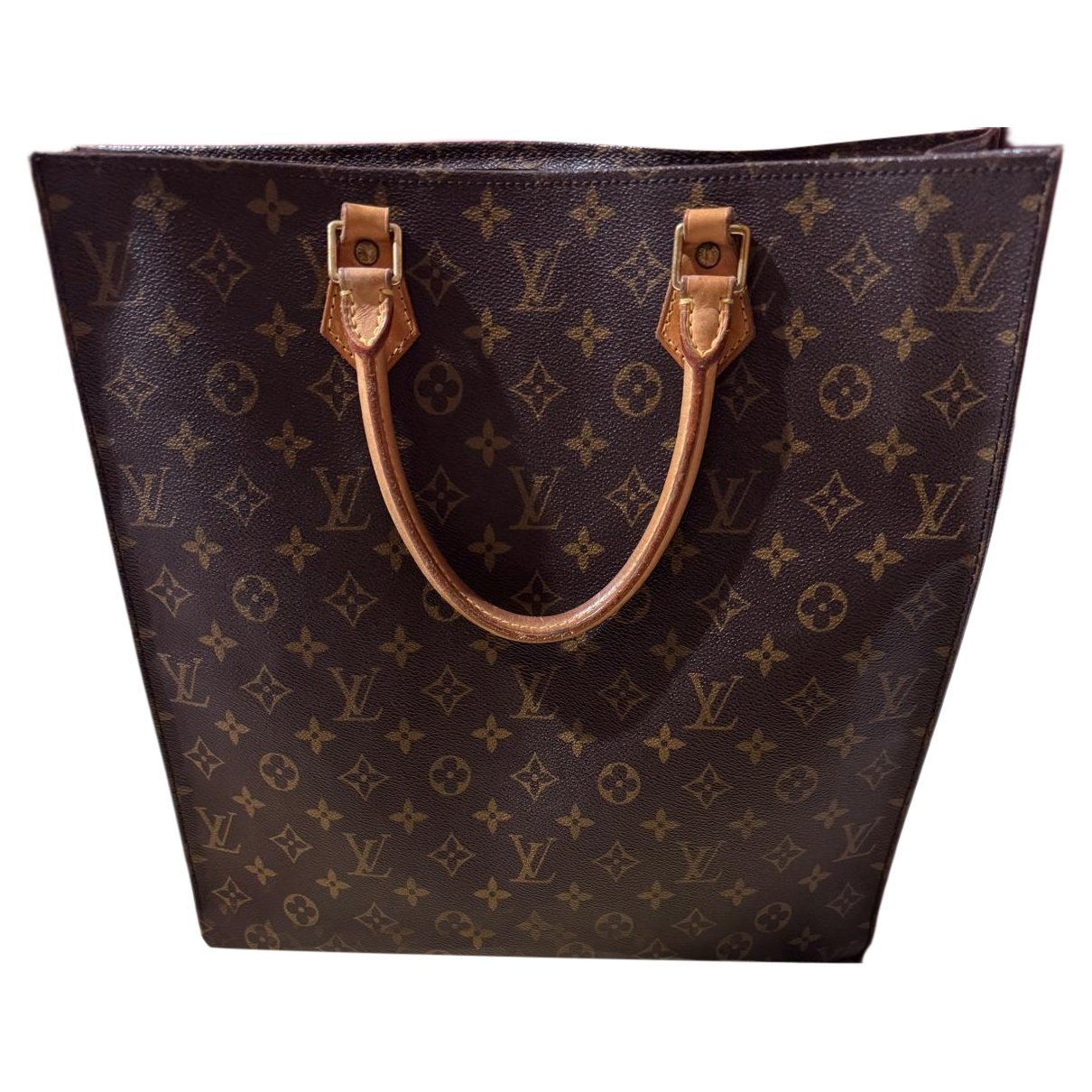Plat leather handbag