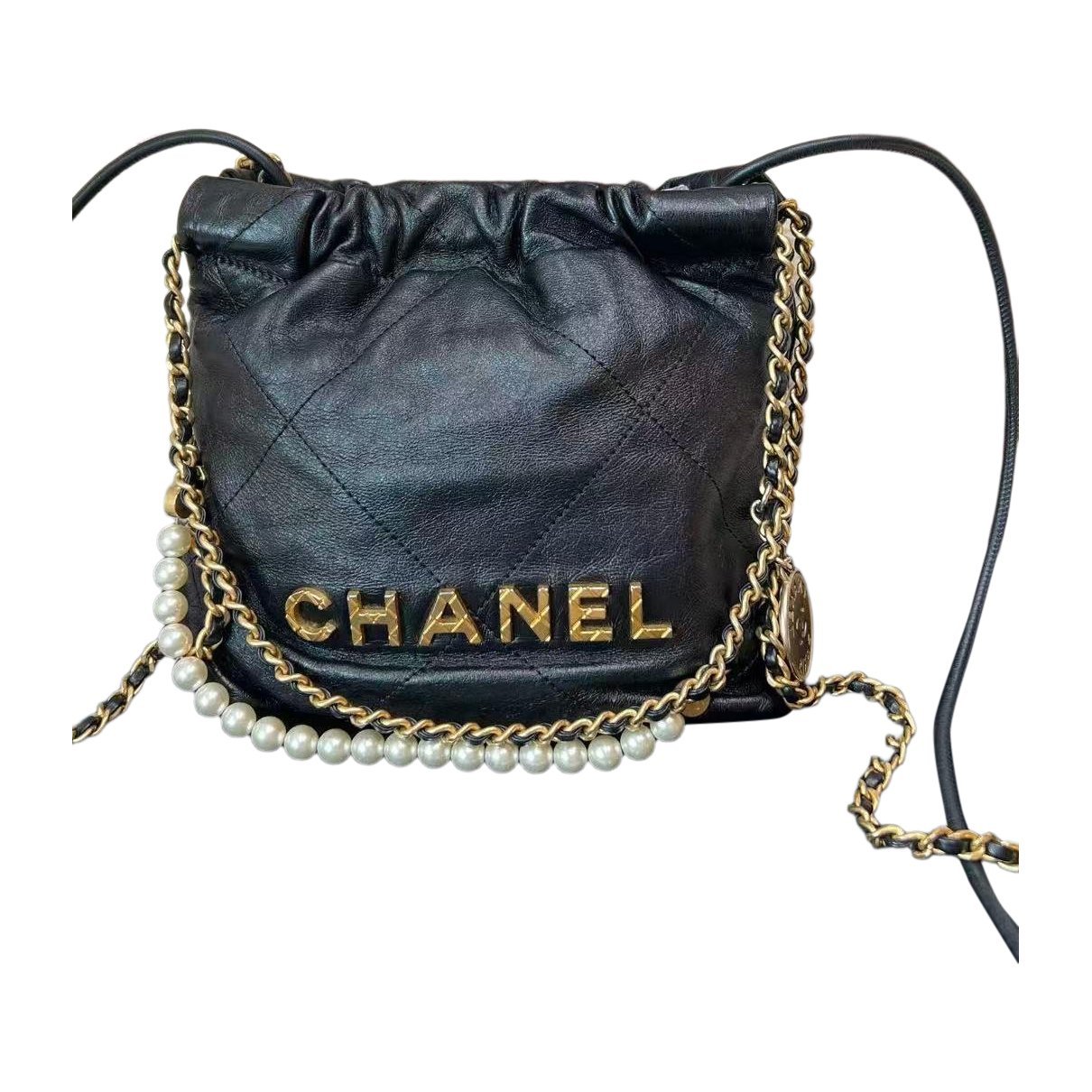 Chanel 22 leather handbag
