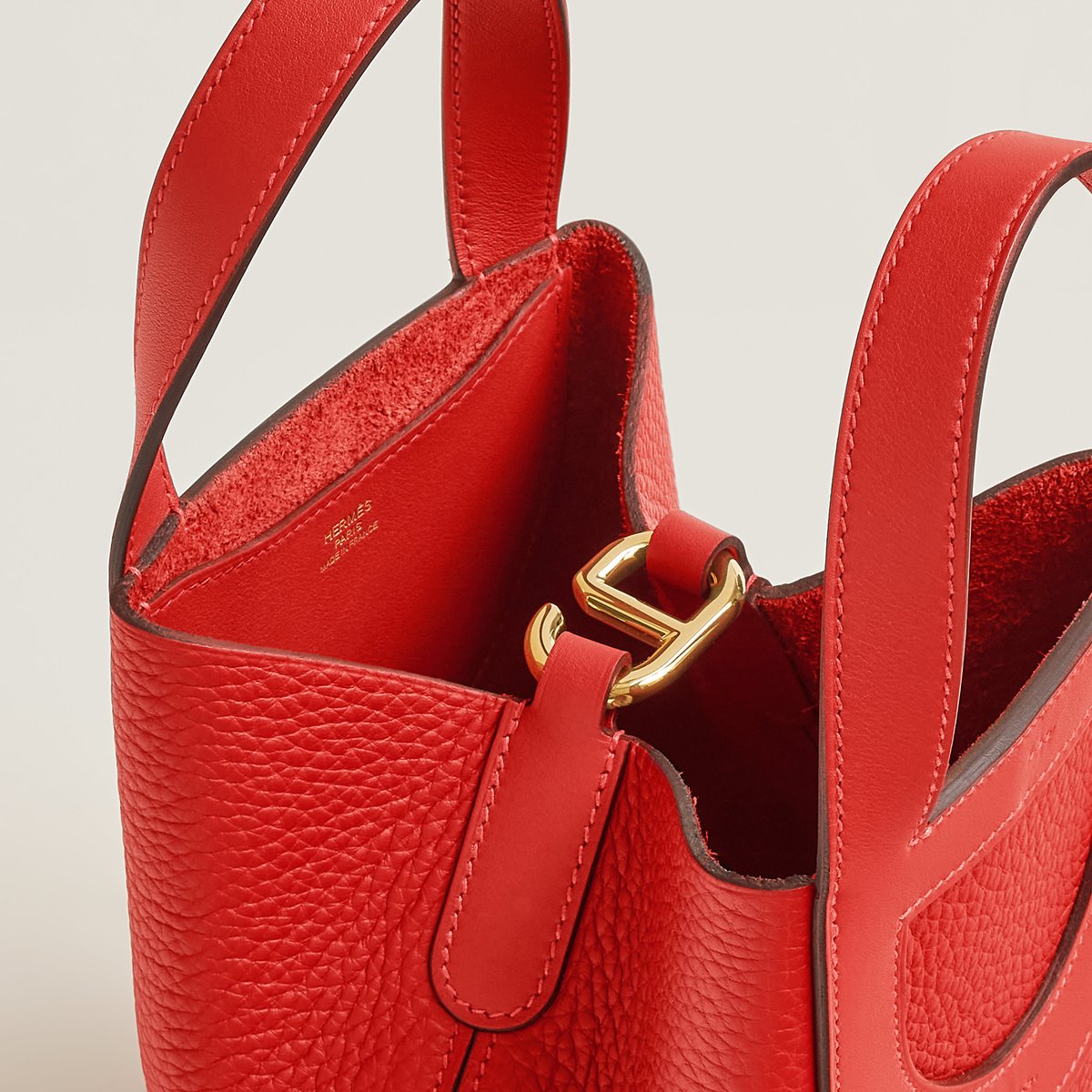 Rouge De Cœur Hermès In-the-loop 18 Bag