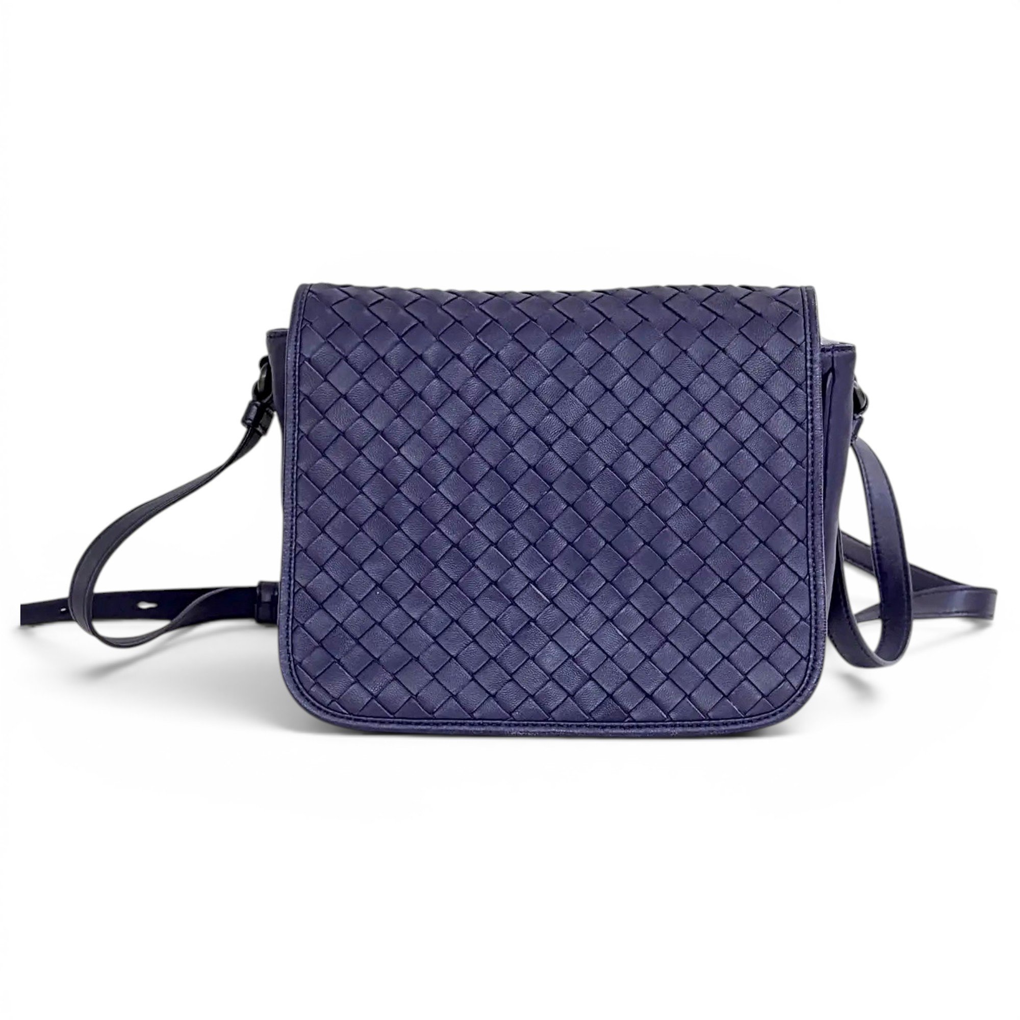 Loop leather crossbody bag