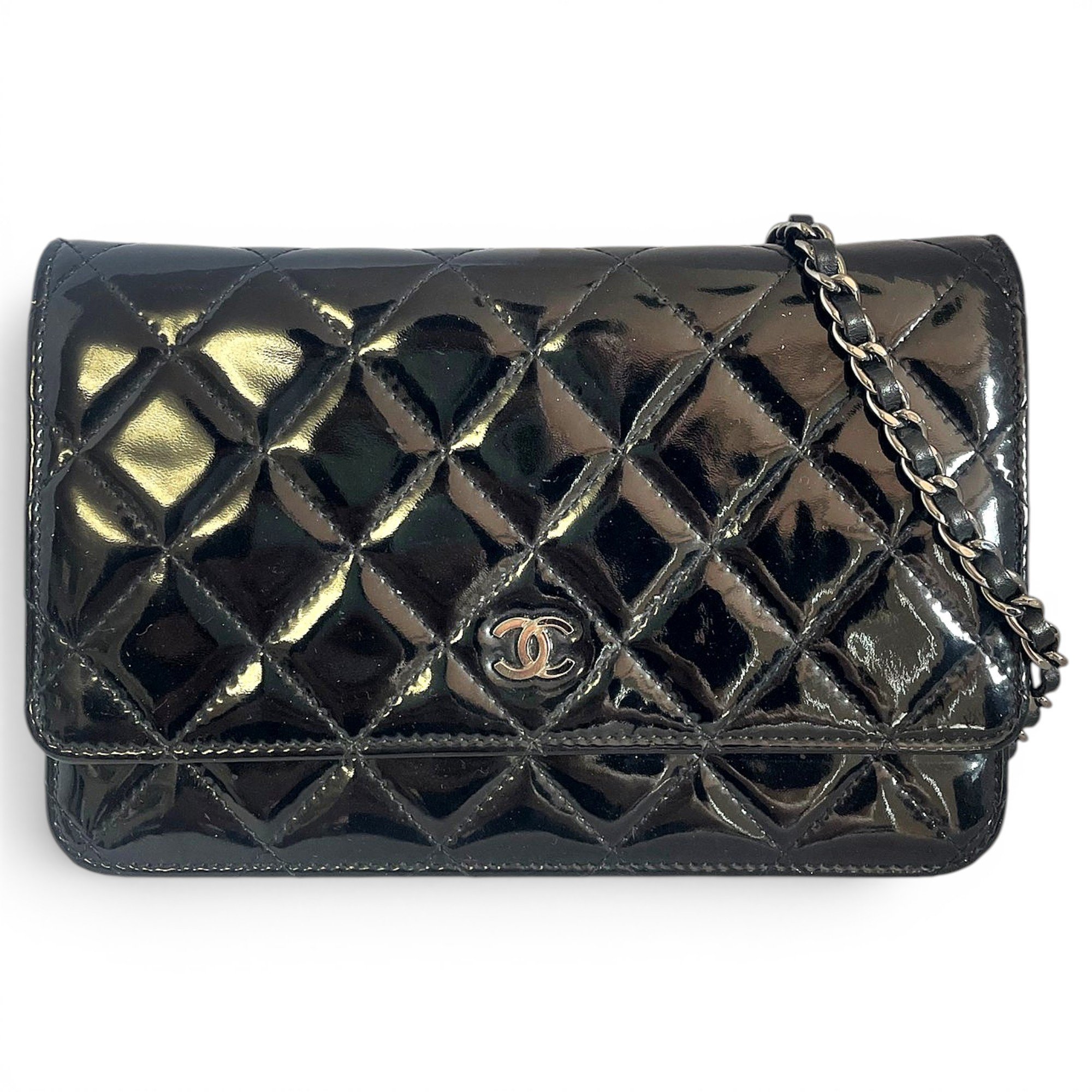 Wallet On Chain Timeless/Classique patent leather crossbody bag