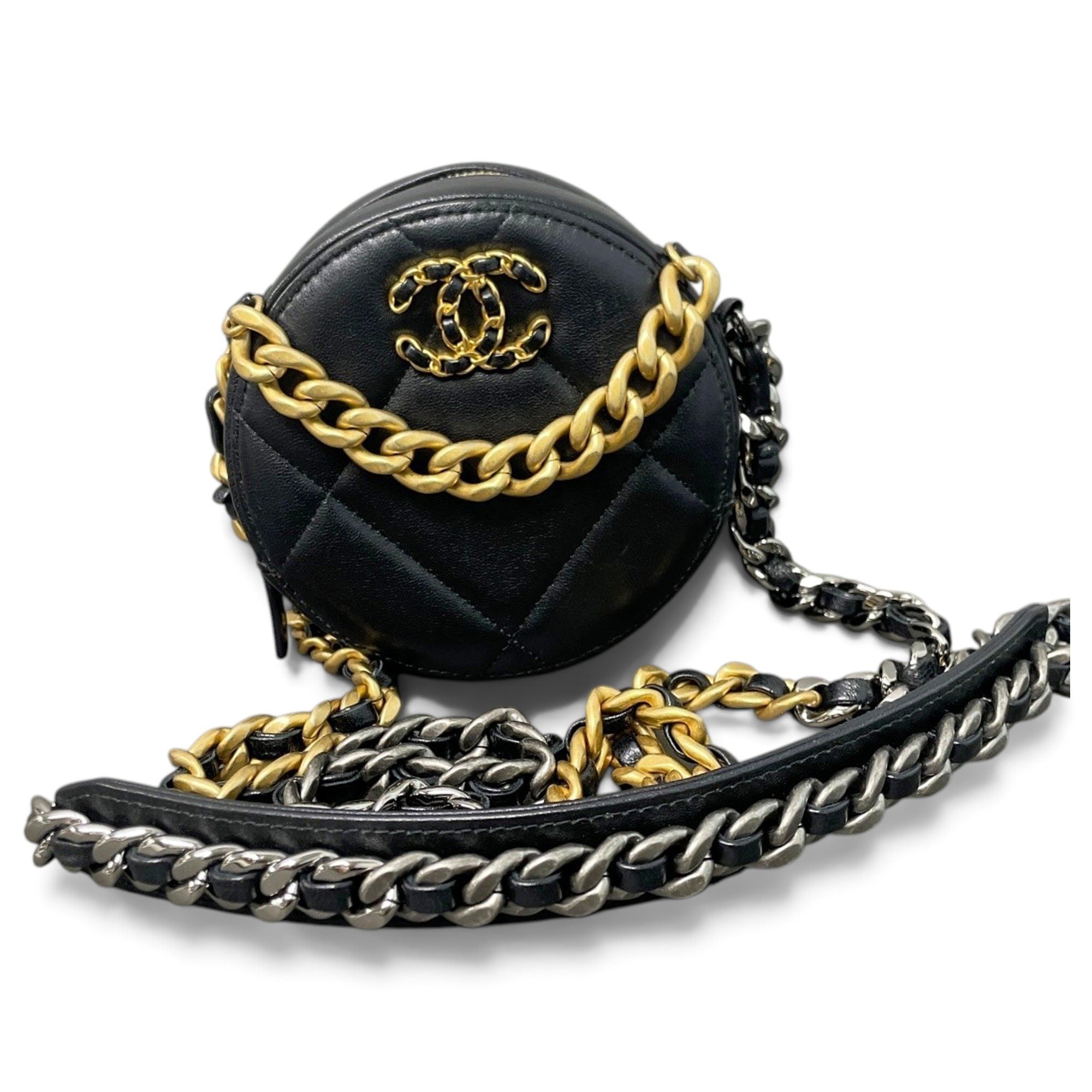 Chanel 19 leather handbag