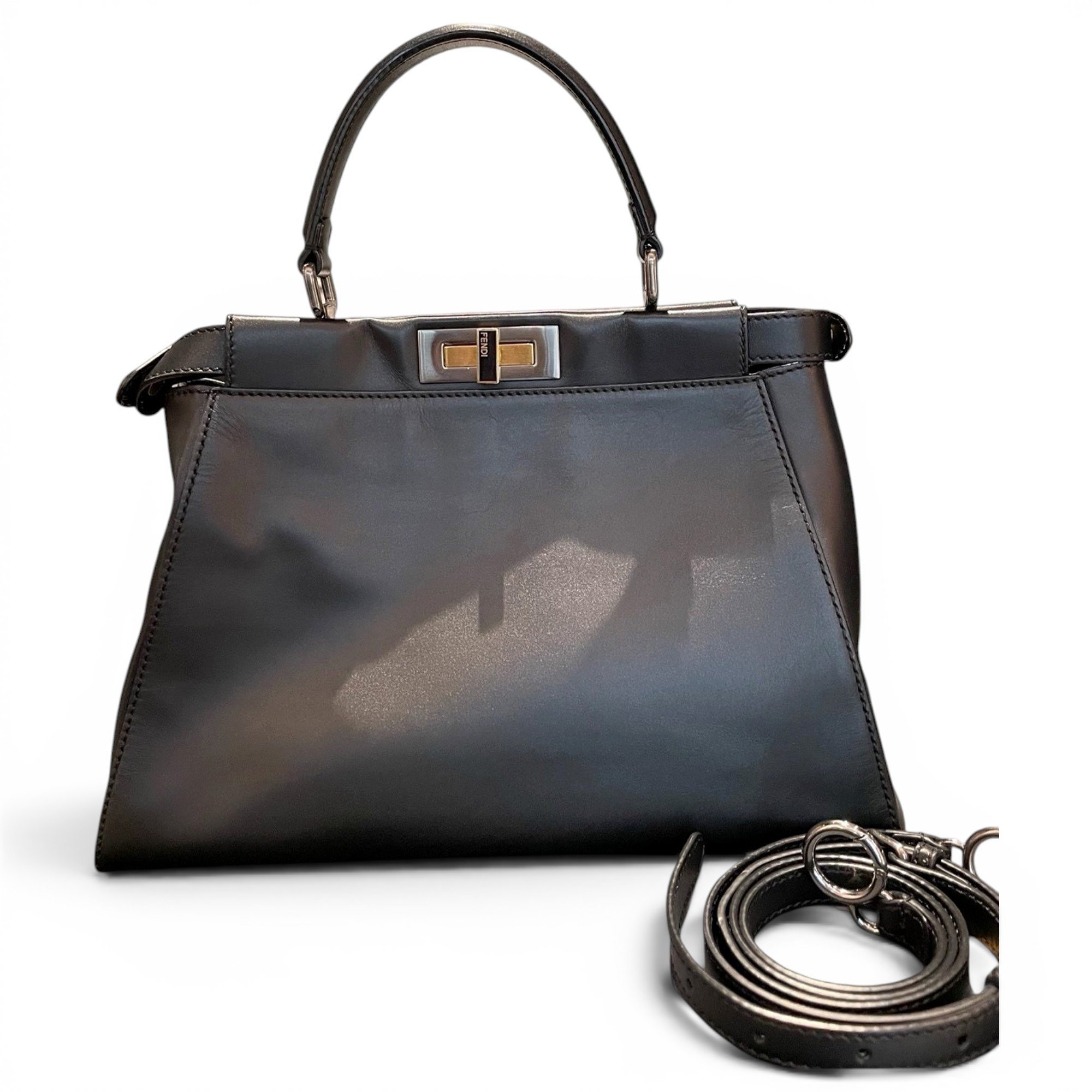 Peekaboo IseeU leather handbag