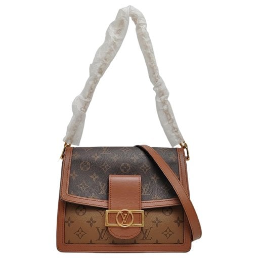 Dauphine leather crossbody bag
