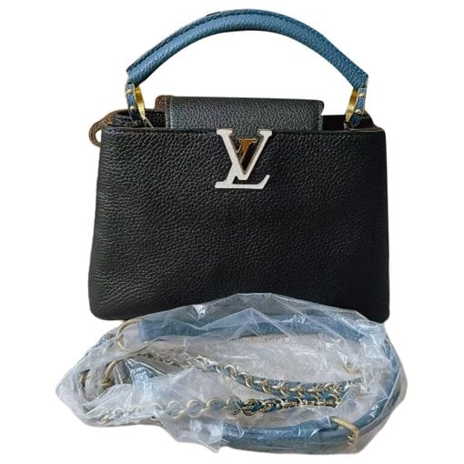 Capucines leather handbag