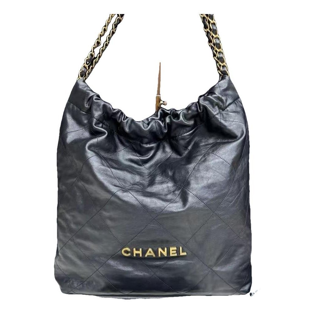 Chanel 22 leather handbag