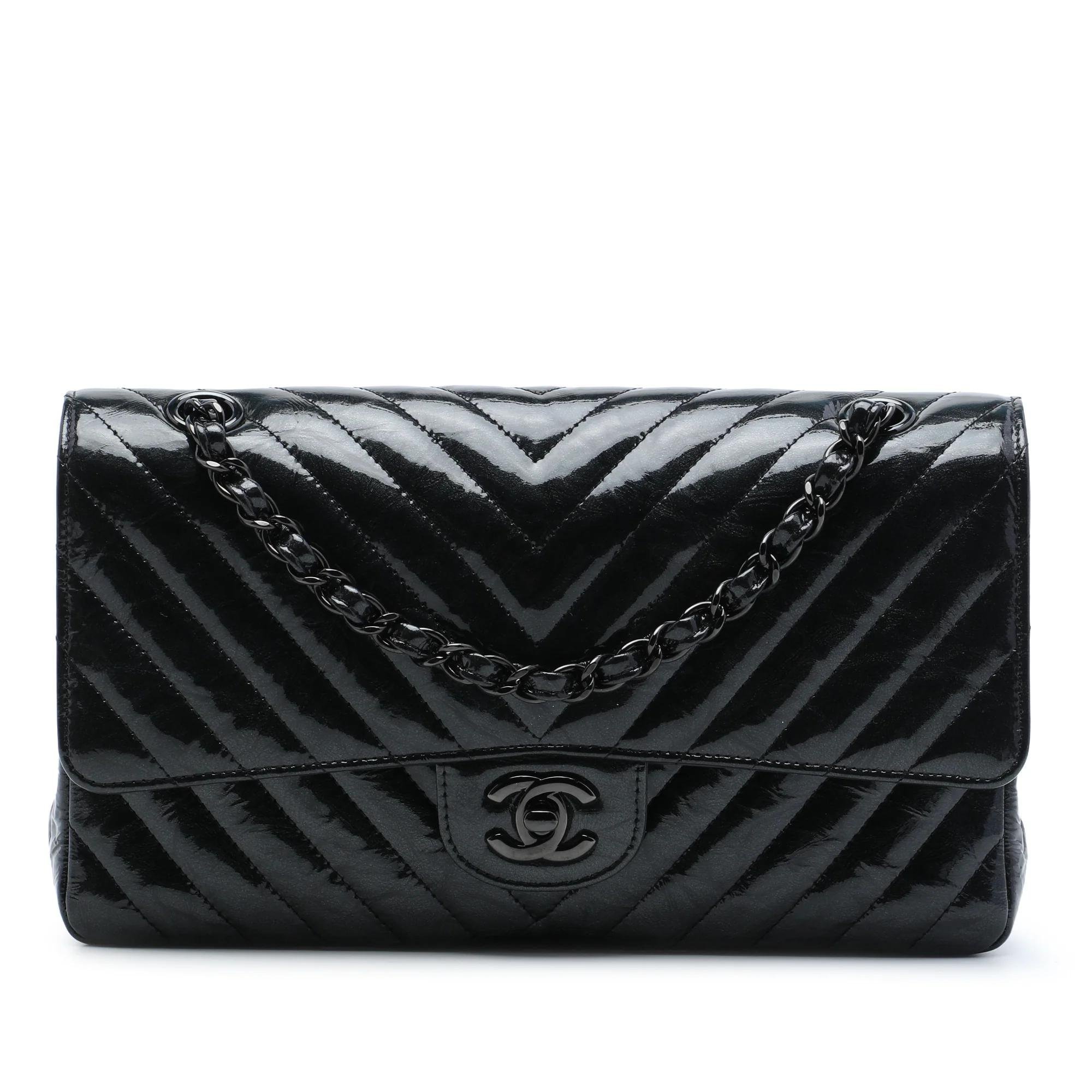 Timeless/Classique patent leather handbag