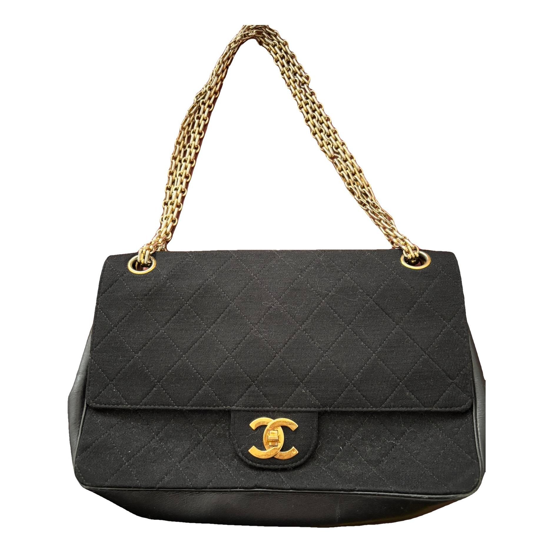 Timeless/Classique crossbody bag