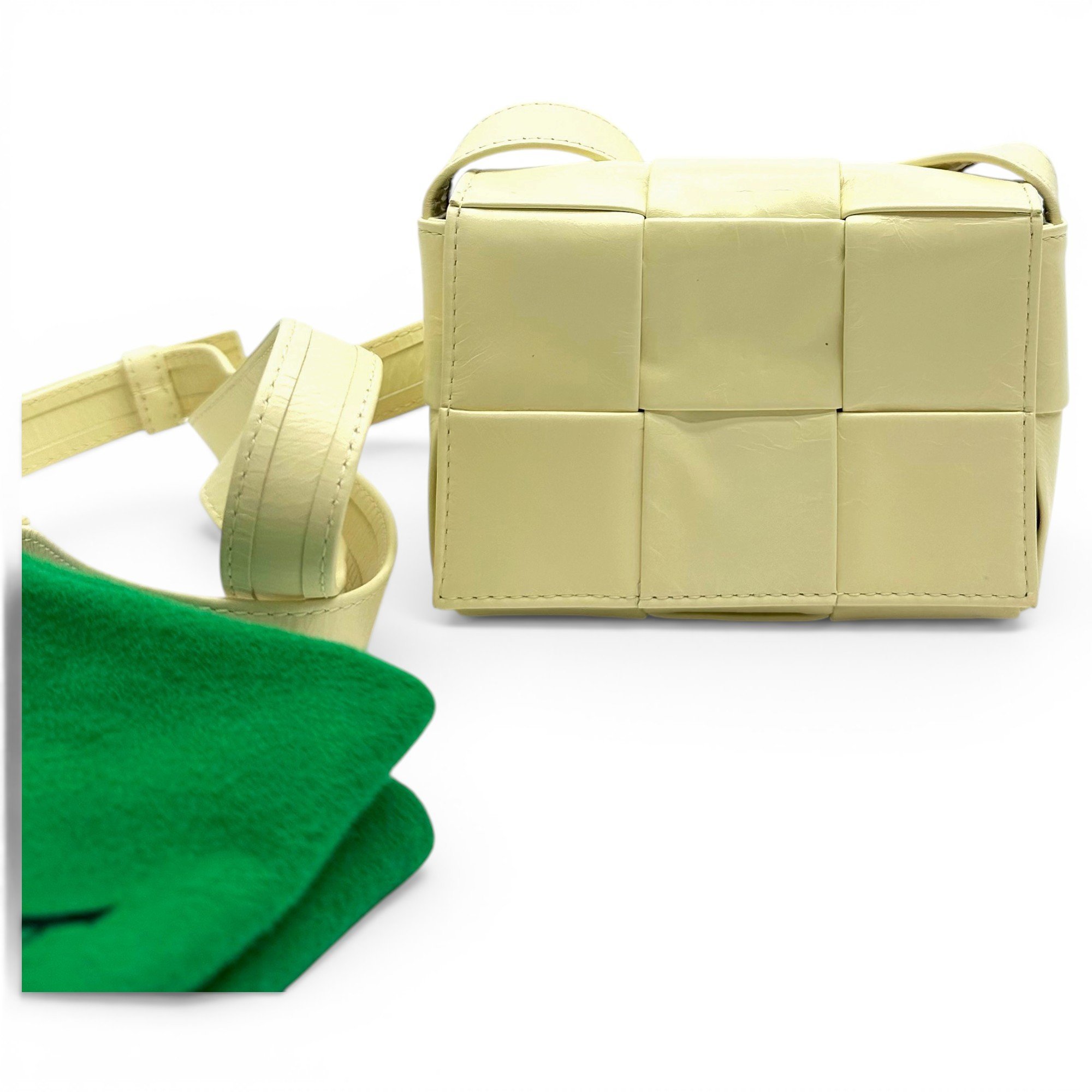 Cassette leather crossbody bag