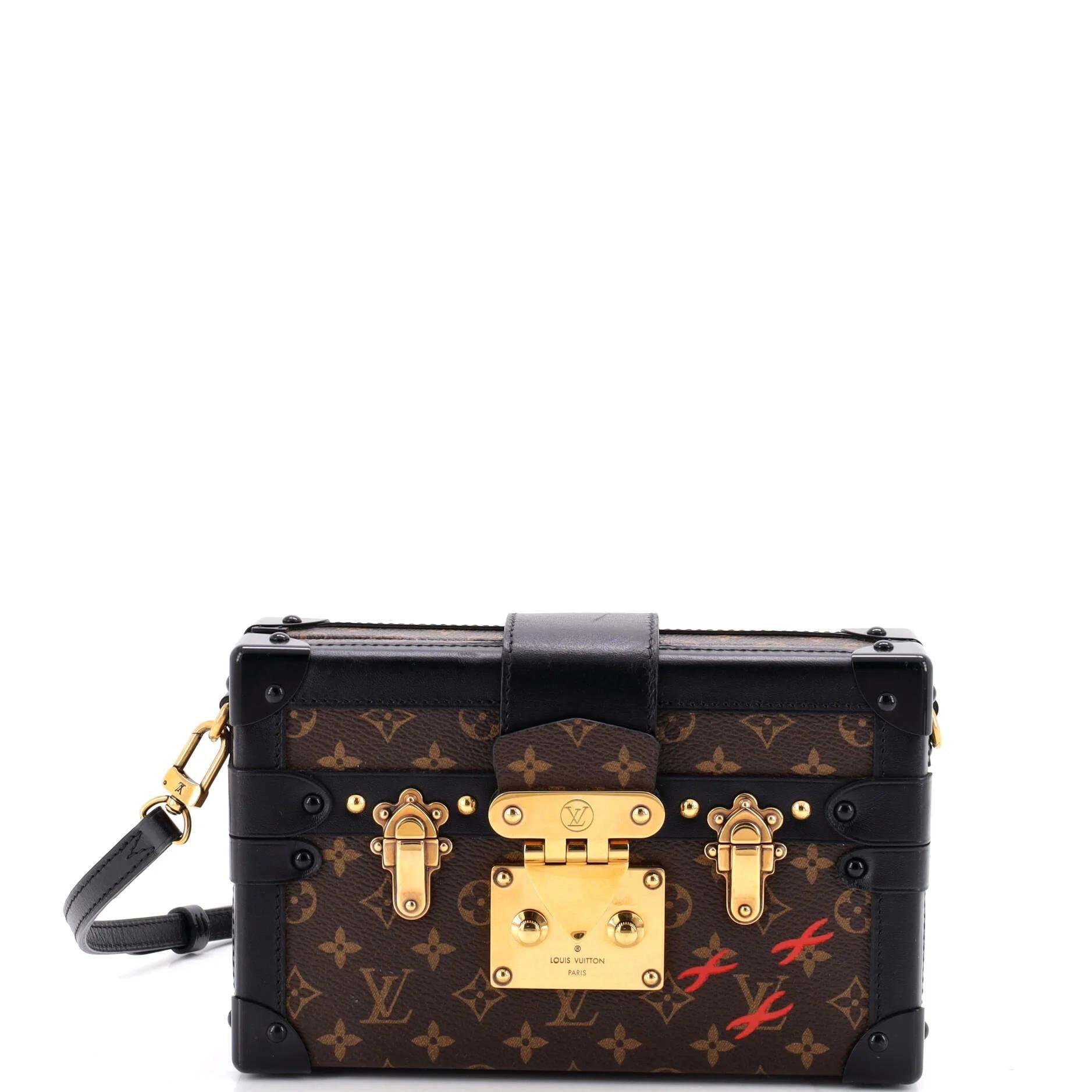 Cloth clutch bag
