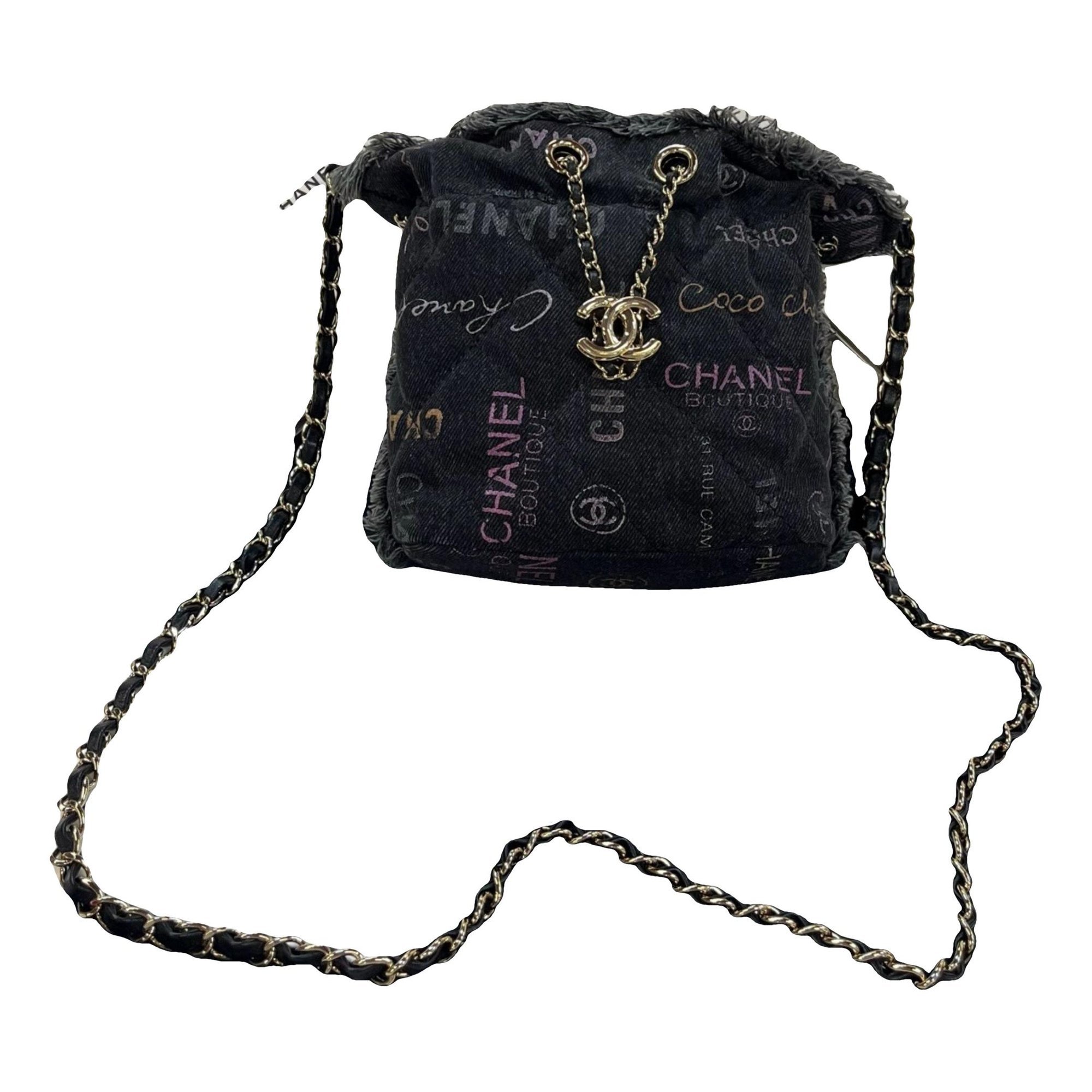 Gabrielle Bucket crossbody bag