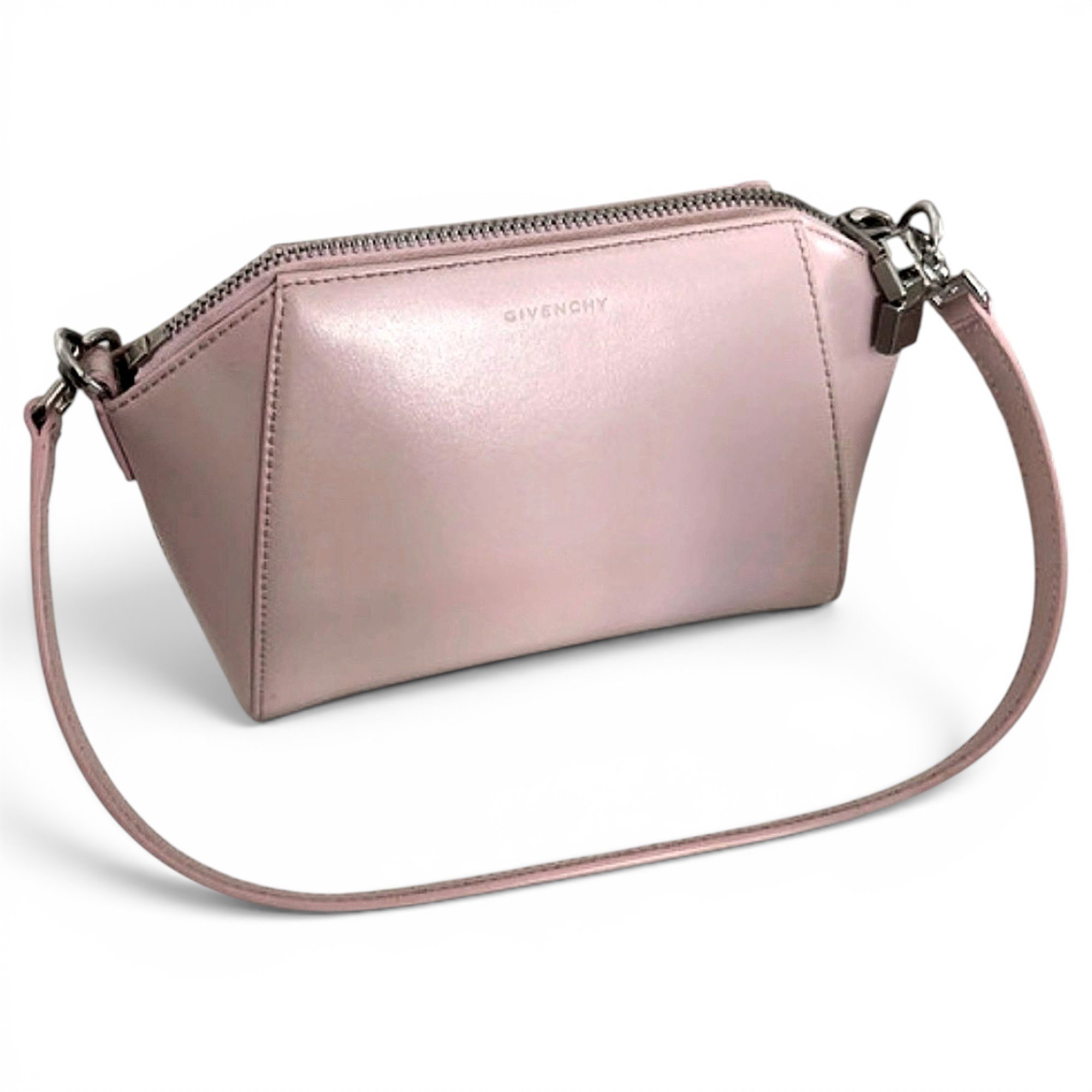 Antigona leather handbag