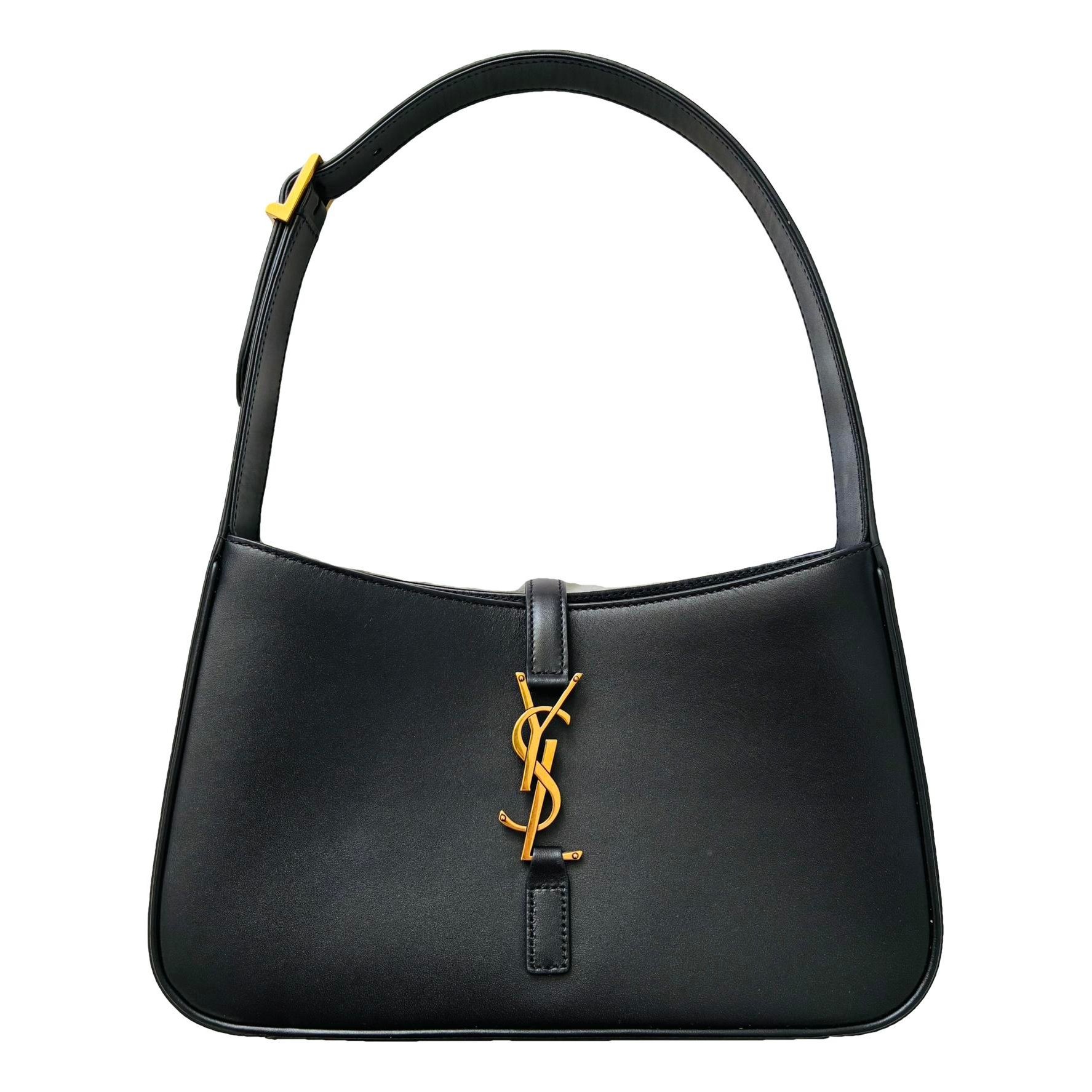 Le 5 à 7 leather handbag