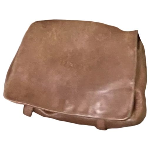 Leather bag
