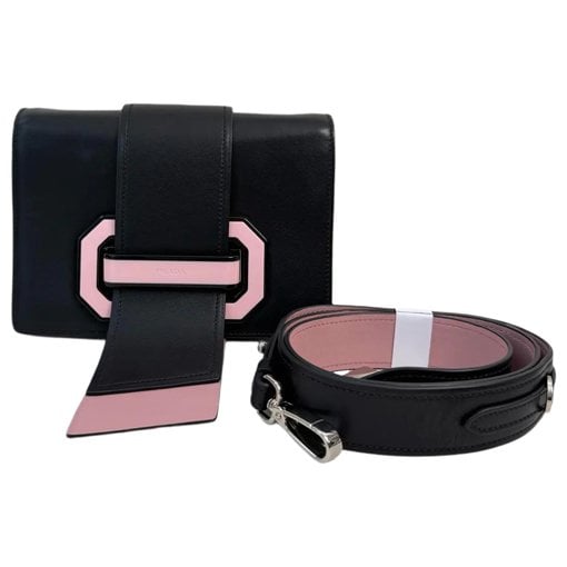 Ribbon leather handbag
