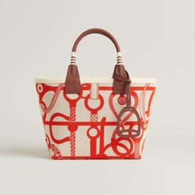Steeple 25 bag