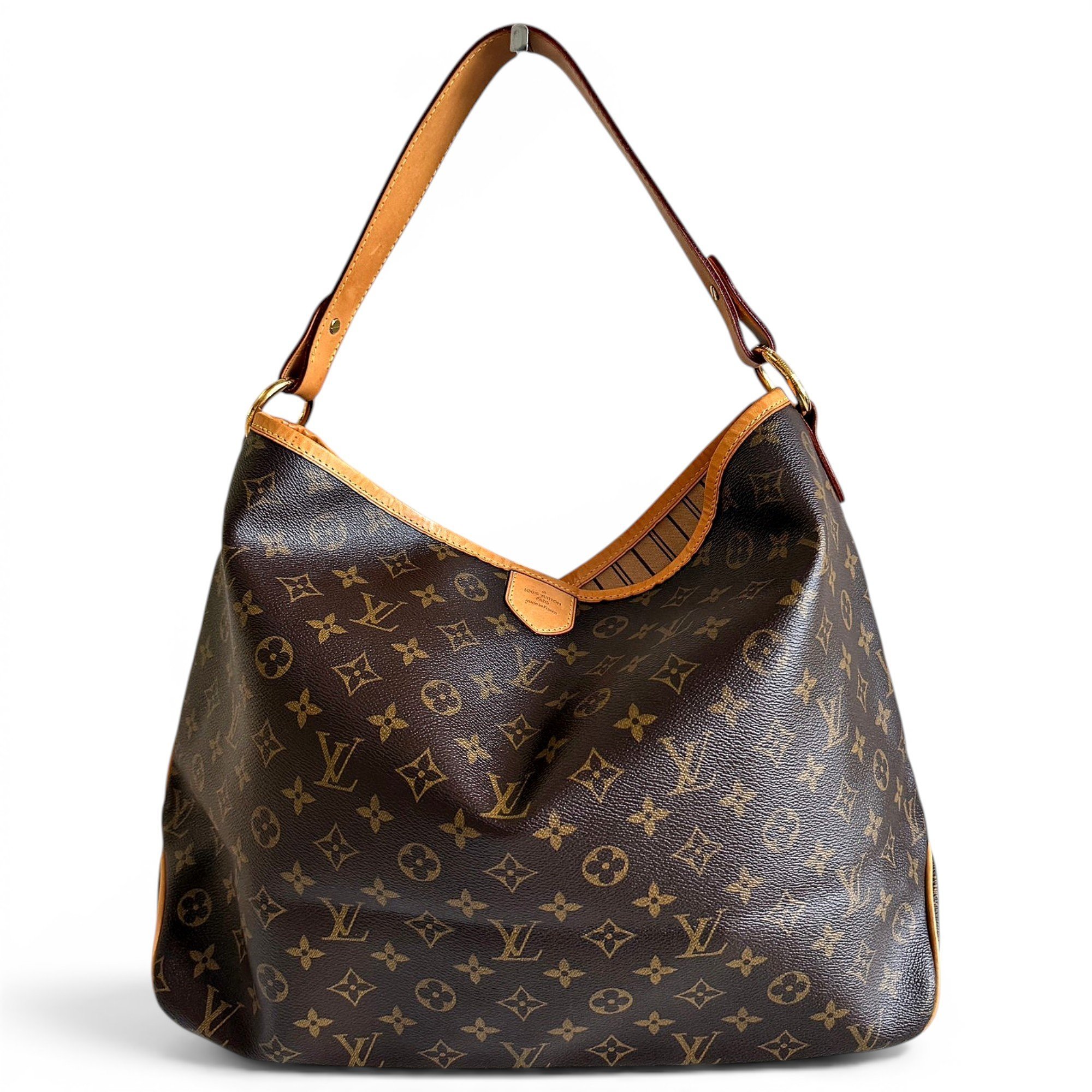 Delightful leather handbag