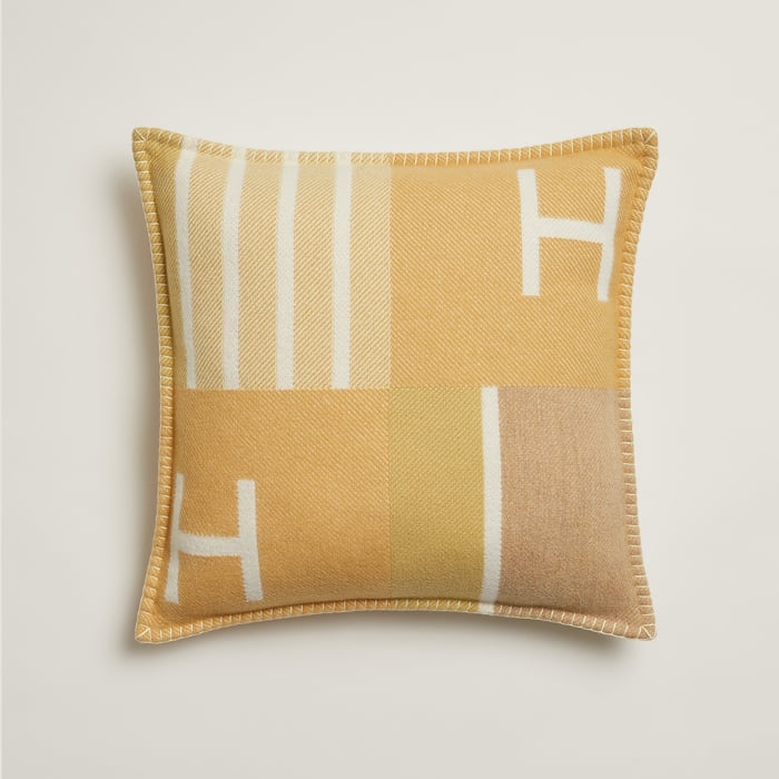 Tisane Avalon Vibration Pillow, Small Model