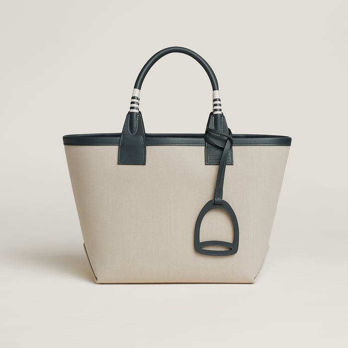 Steeple 25 Bag
