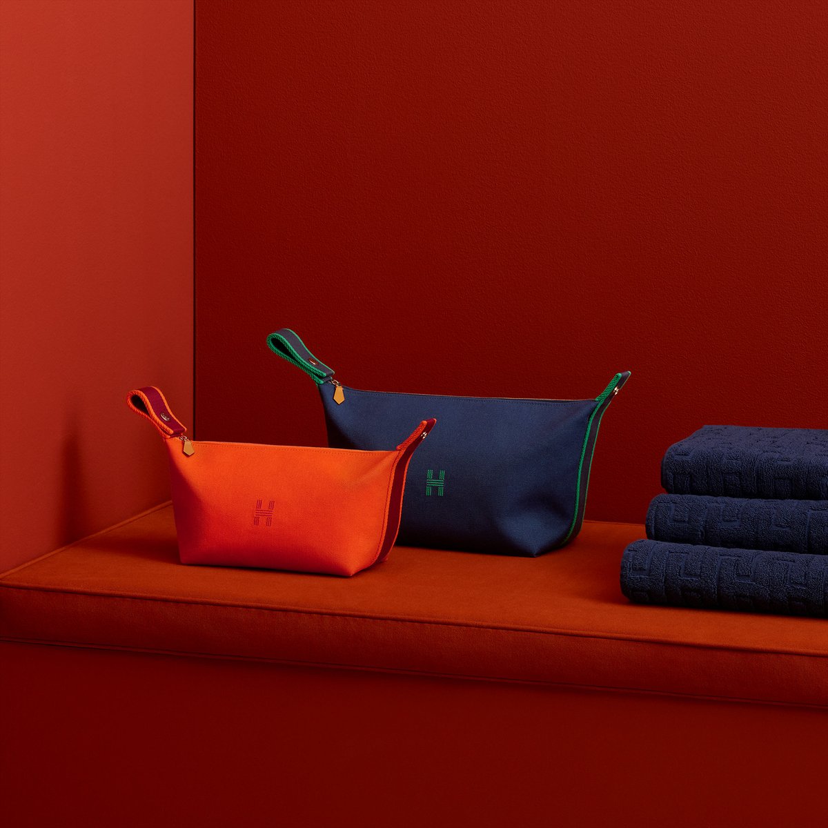 Orange Feu Bride-a-brac Case, Large Model