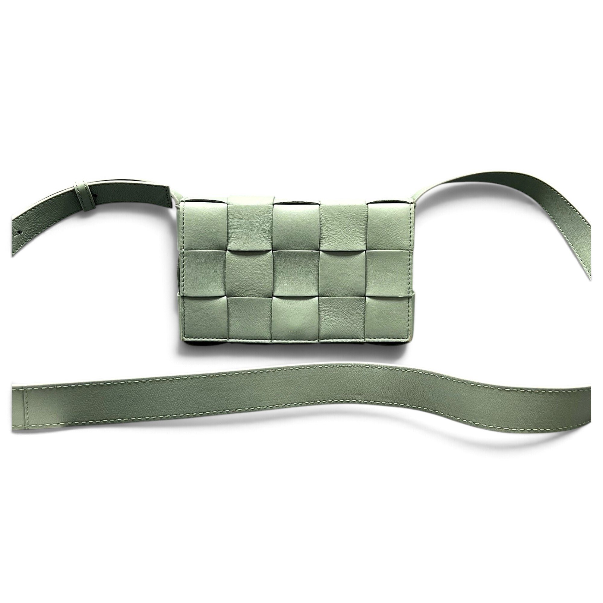 Cassette leather handbag