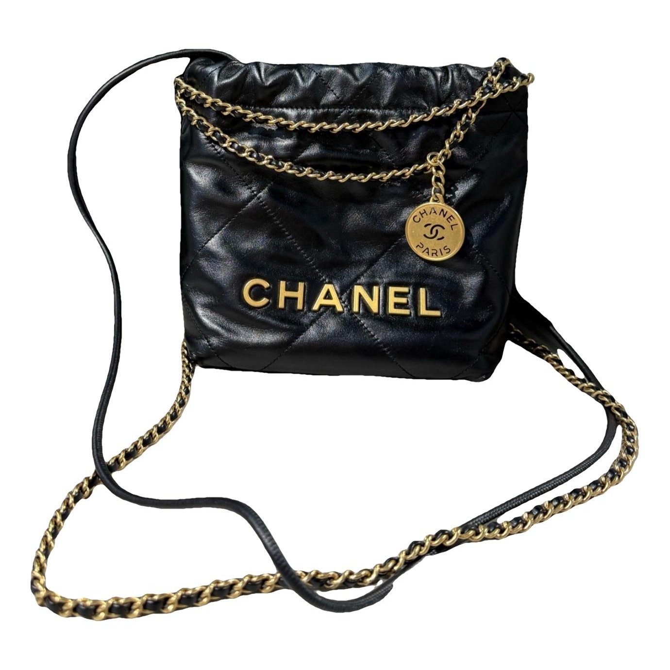 Chanel 22 leather handbag