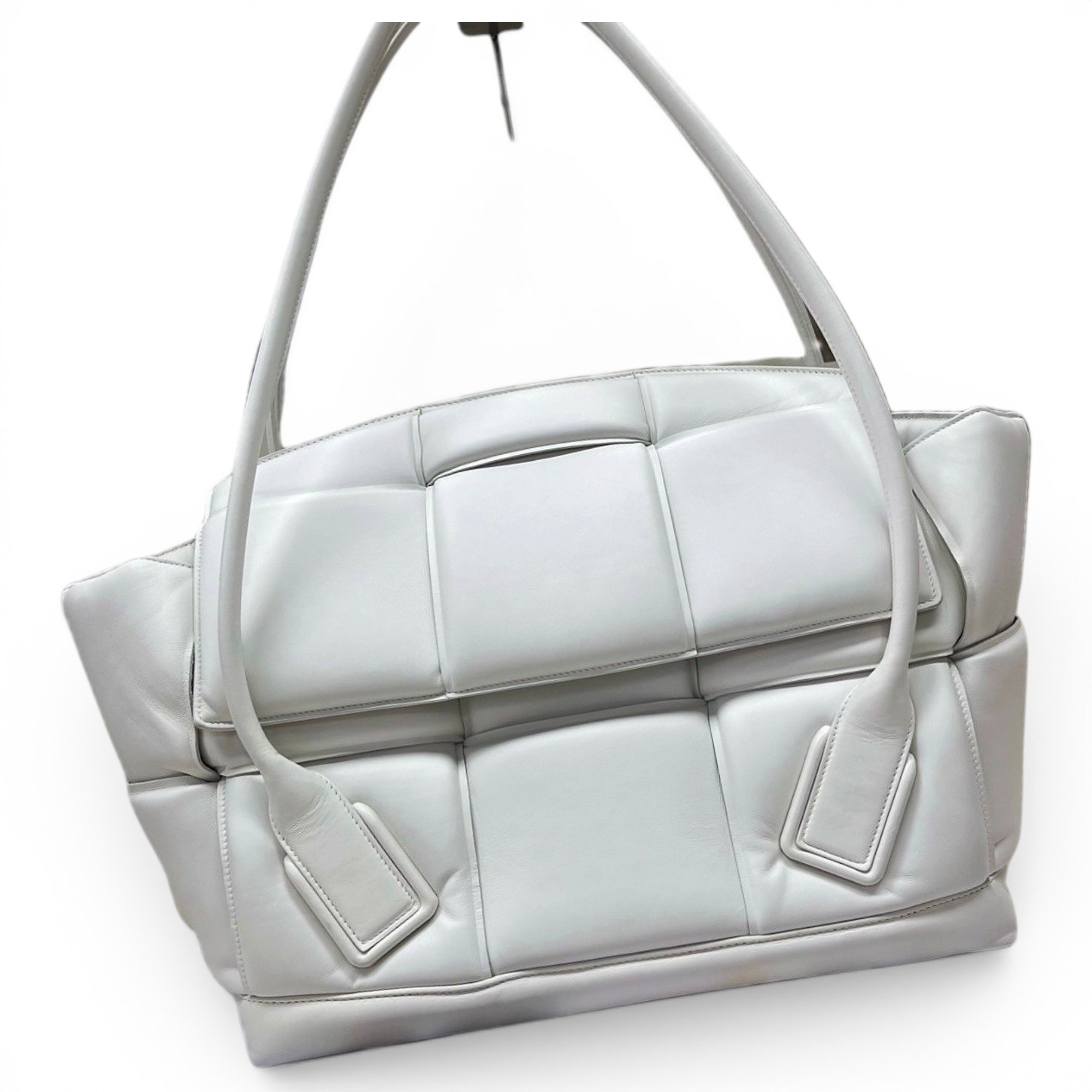 Bottega Veneta Arco leather handbag
