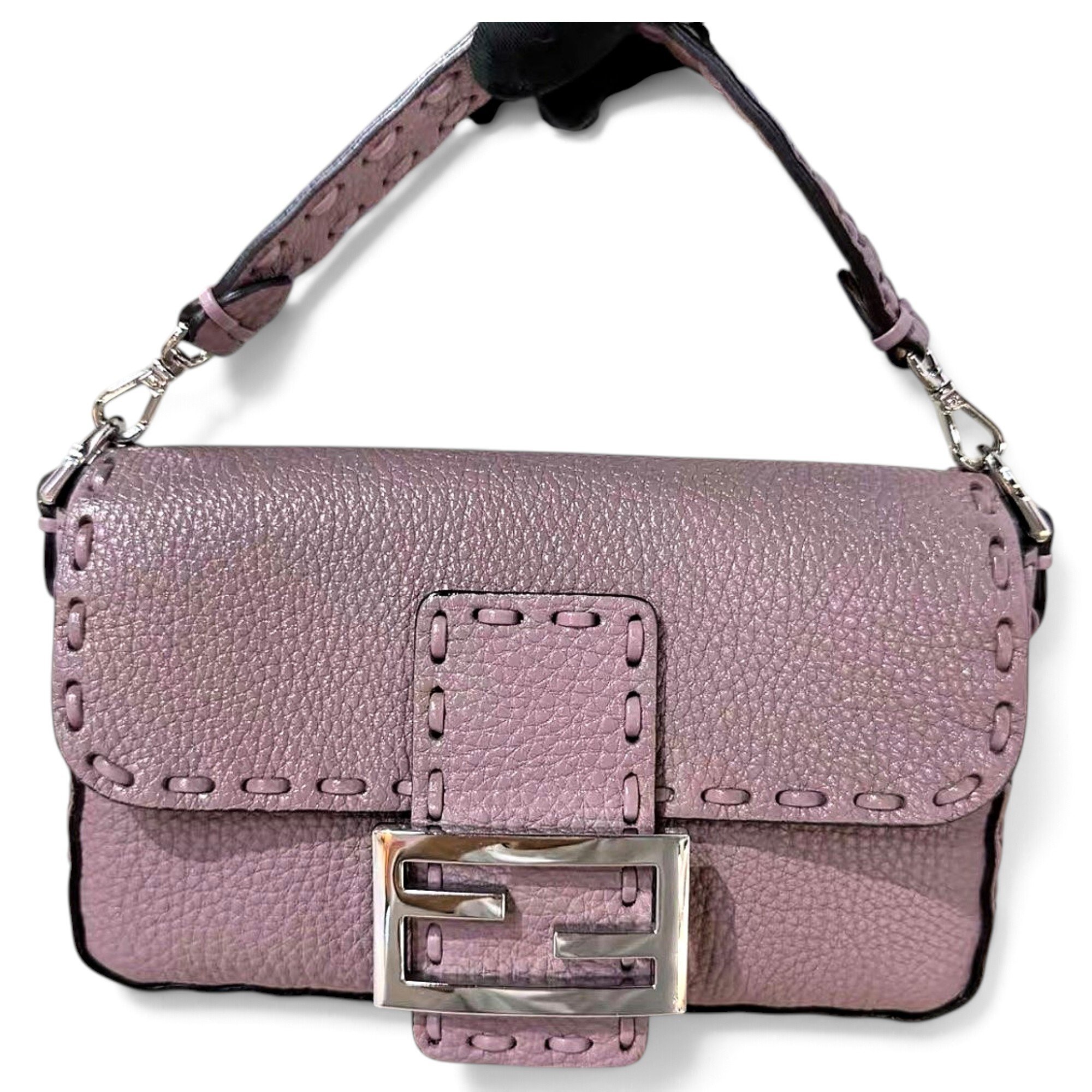 Baguette leather crossbody bag