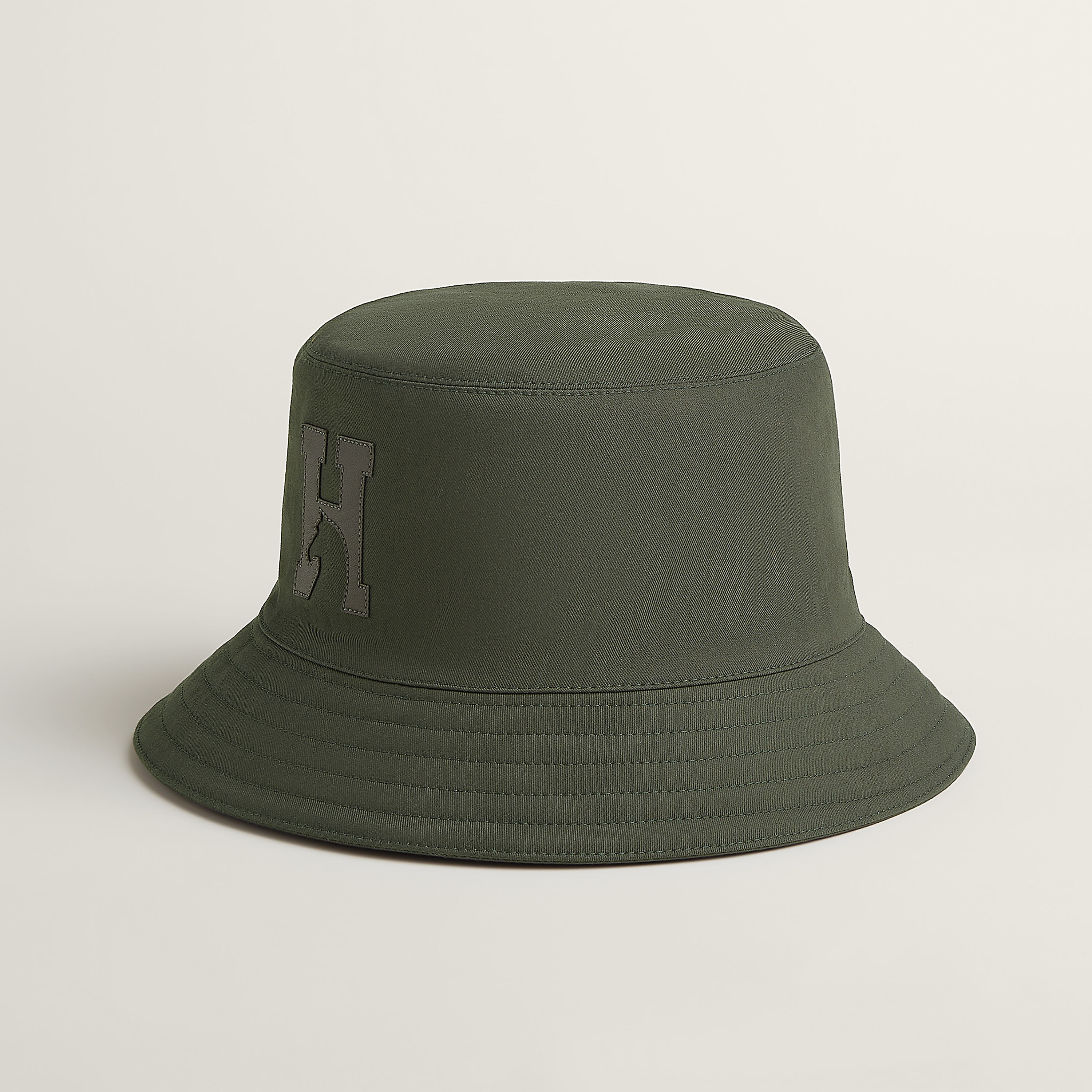 Fred H'Cheval bucket hat
