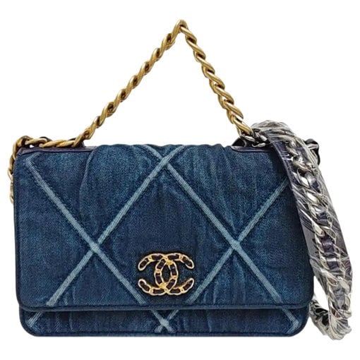 Chanel 19 handbag