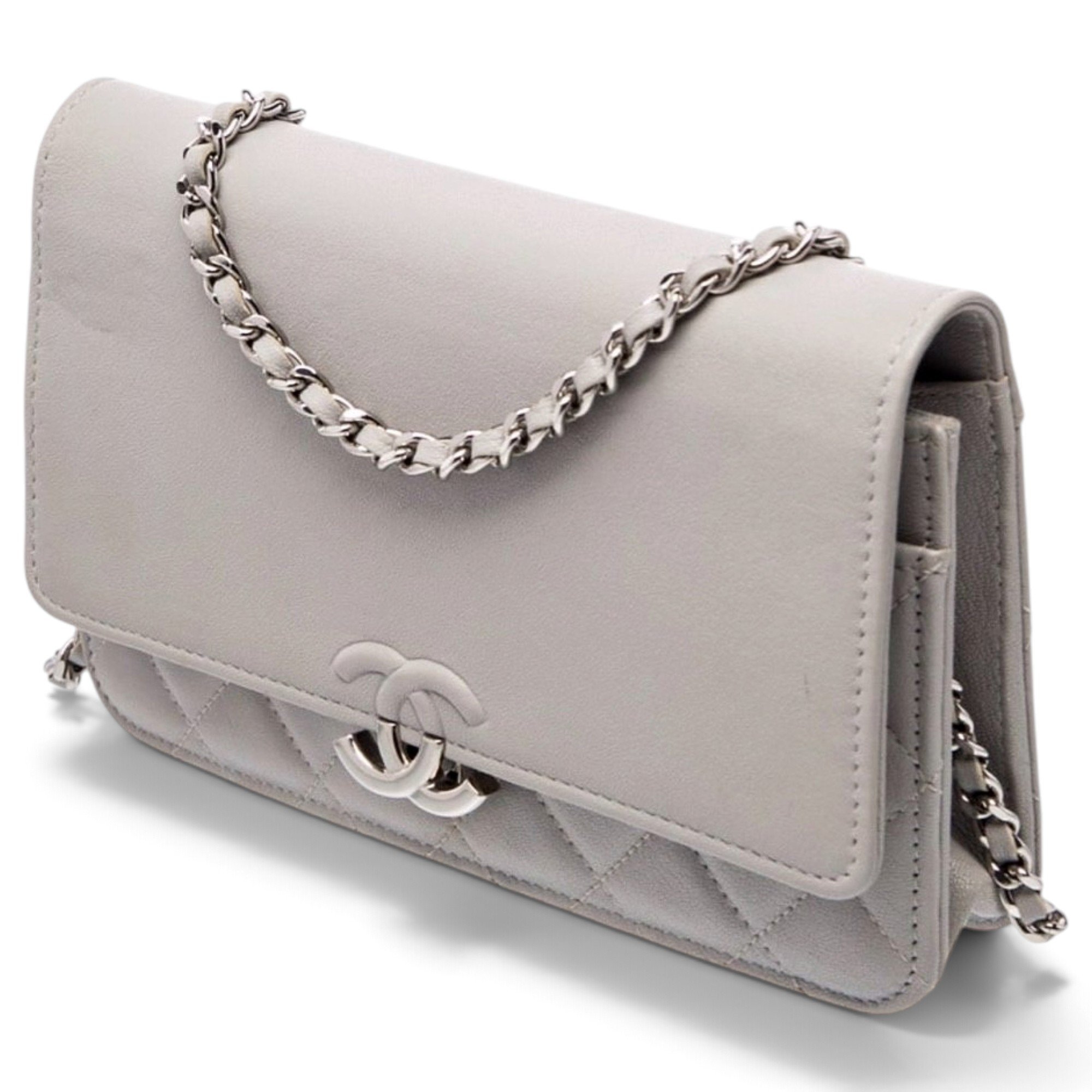 Wallet On Chain leather crossbody bag