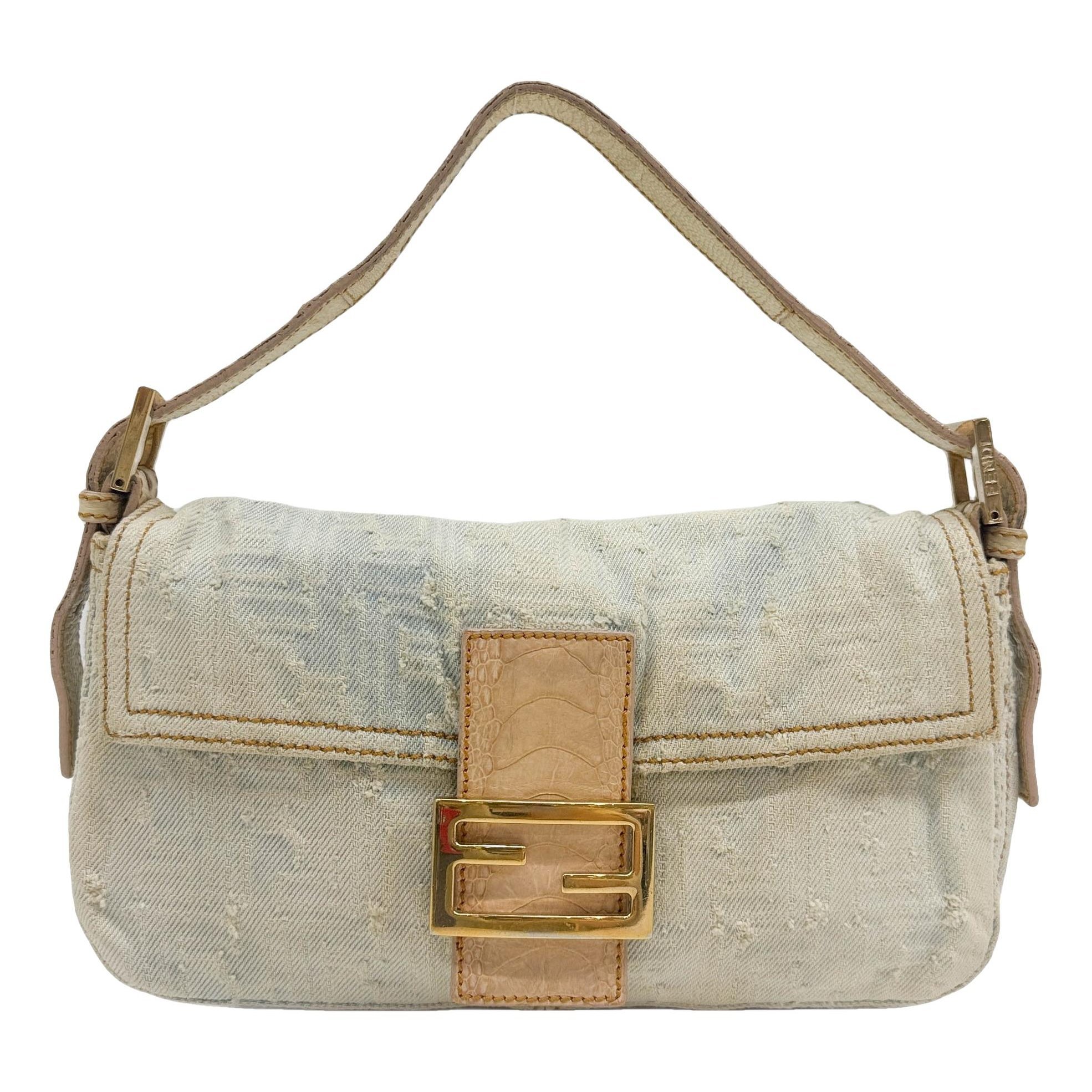 Baguette handbag