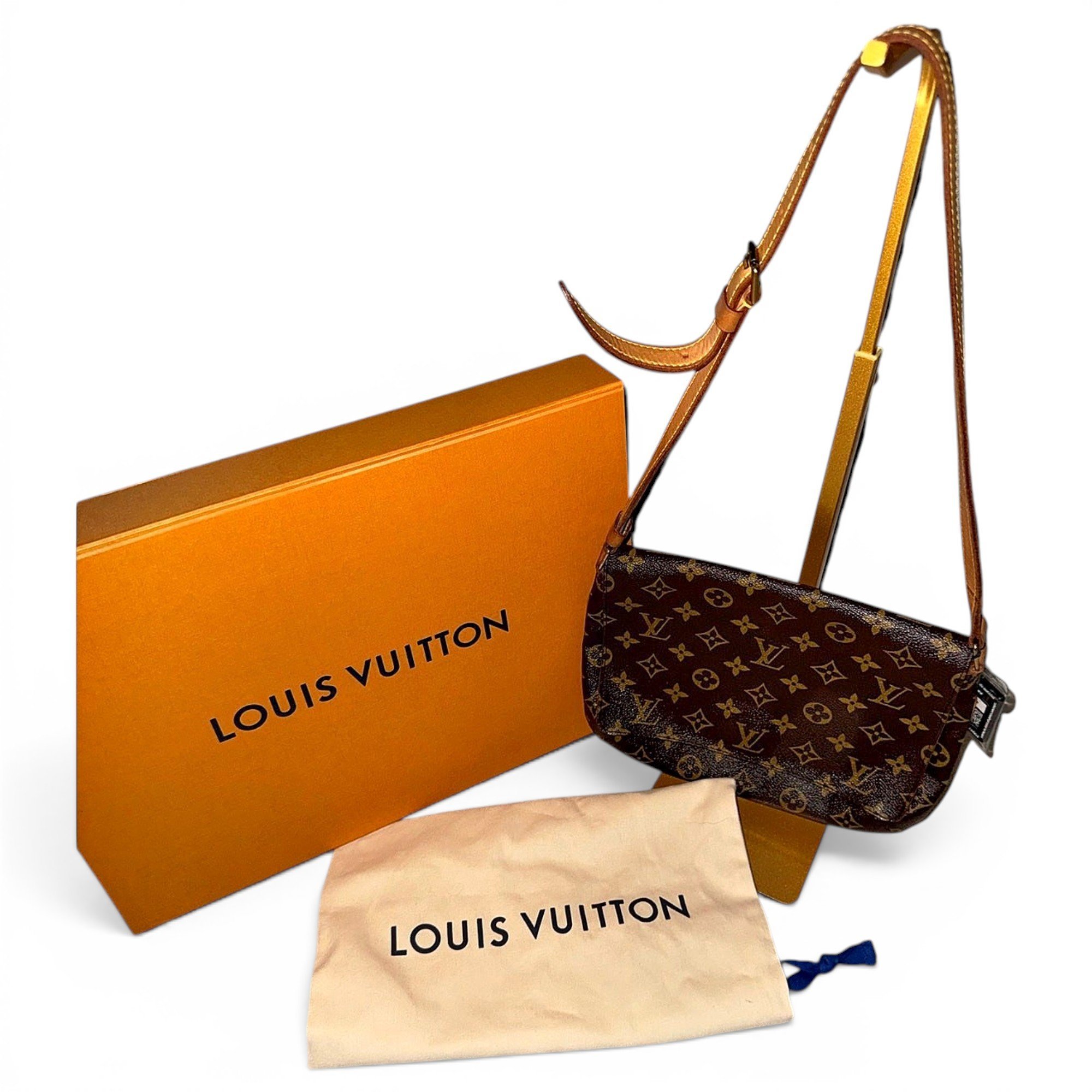 Musette Tango vinyl handbag