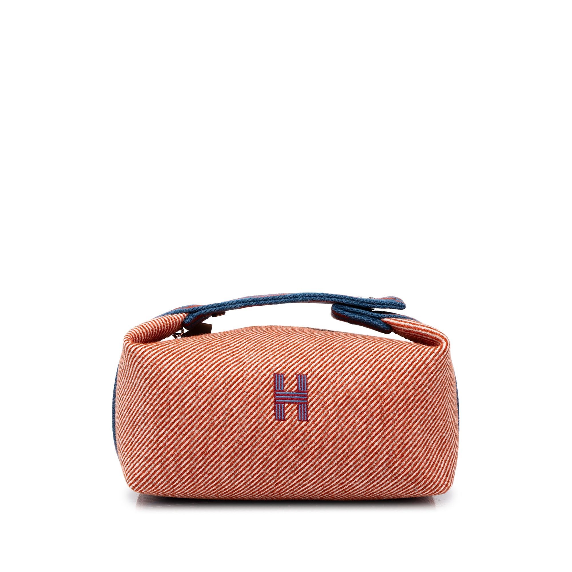 H wool handbag
