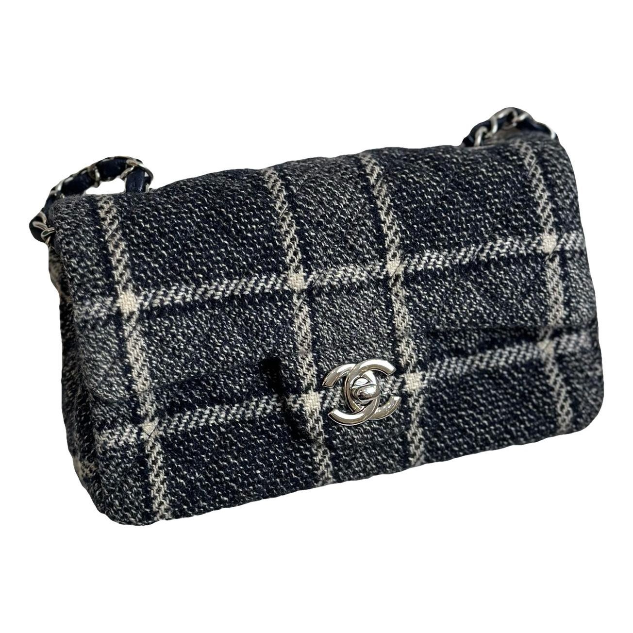Timeless/Classique tweed crossbody bag