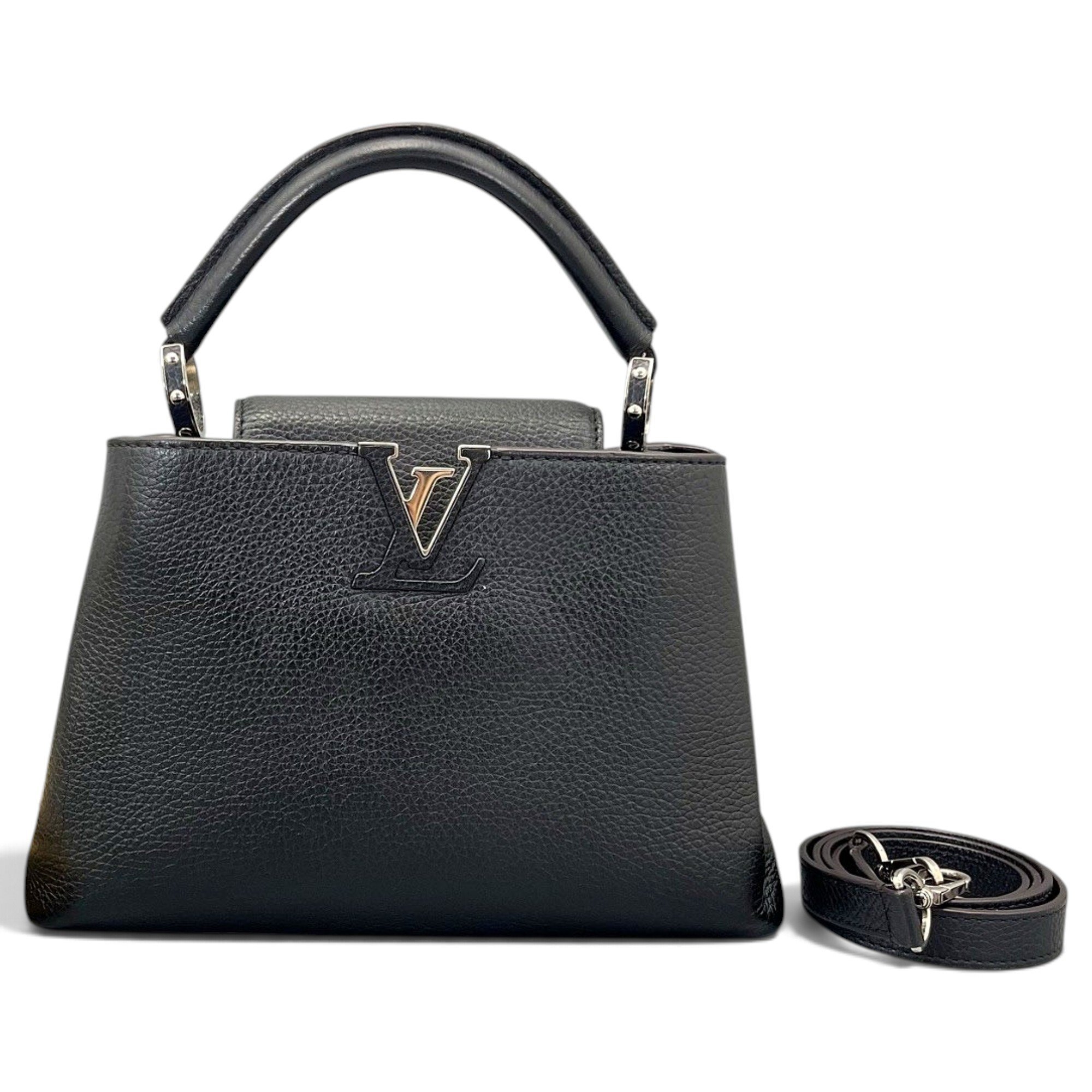 Capucines leather handbag