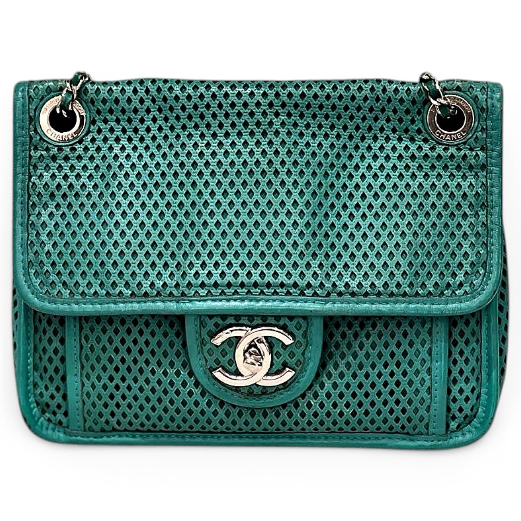 Timeless/Classique leather crossbody bag