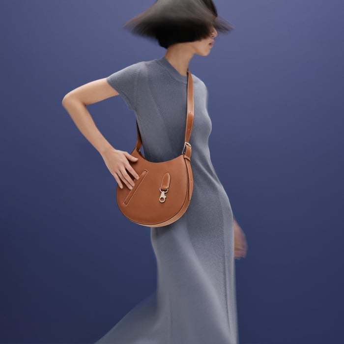 Noir Arcon Slim Bag