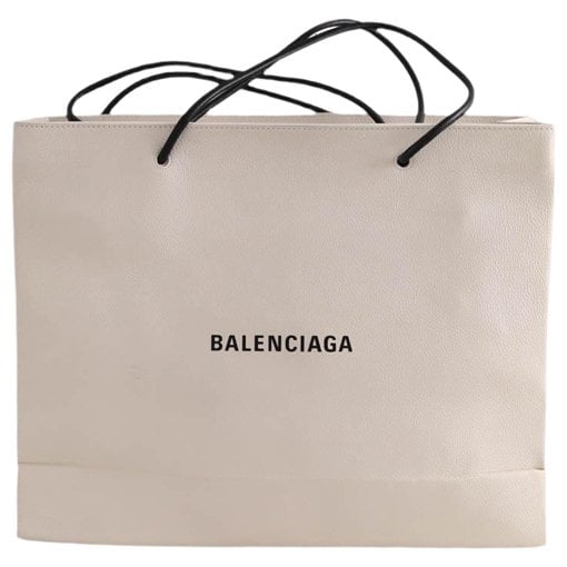 Leather tote